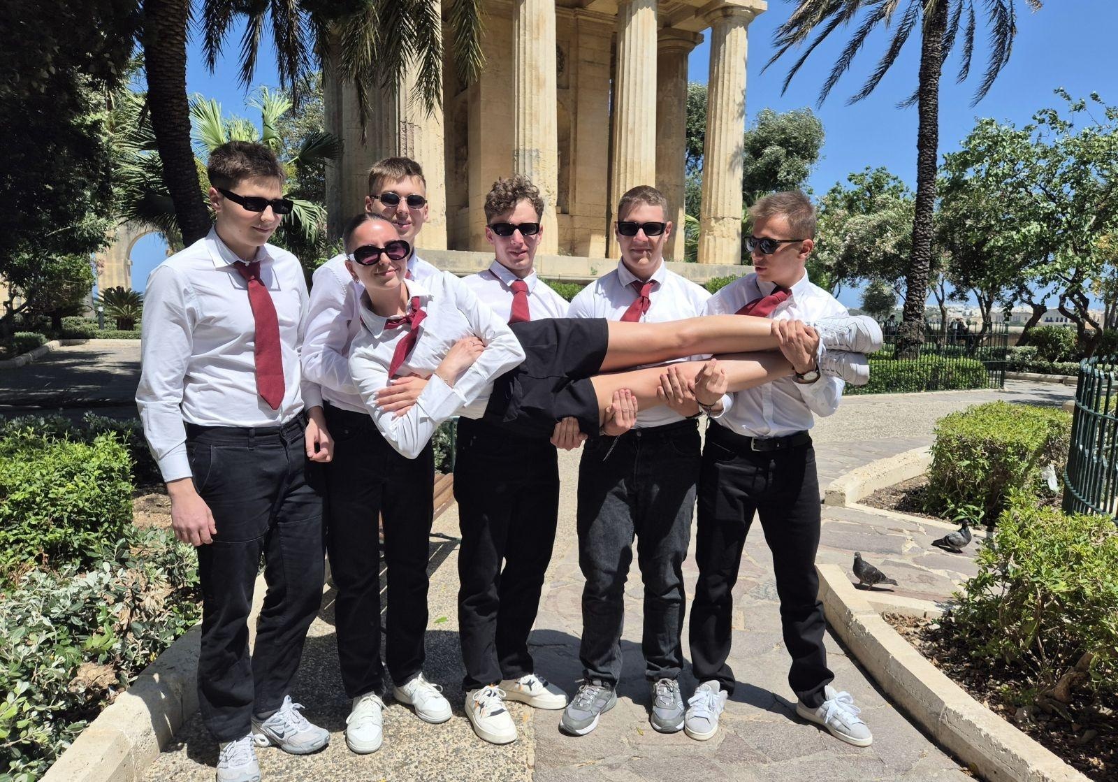 Zdjęcie w galerii na portalu naszraciborz.pl: Słońce, praca i przygoda: tak młodzież CKZiU nr 1 zdobywała Maltę! wiadomości z regionu