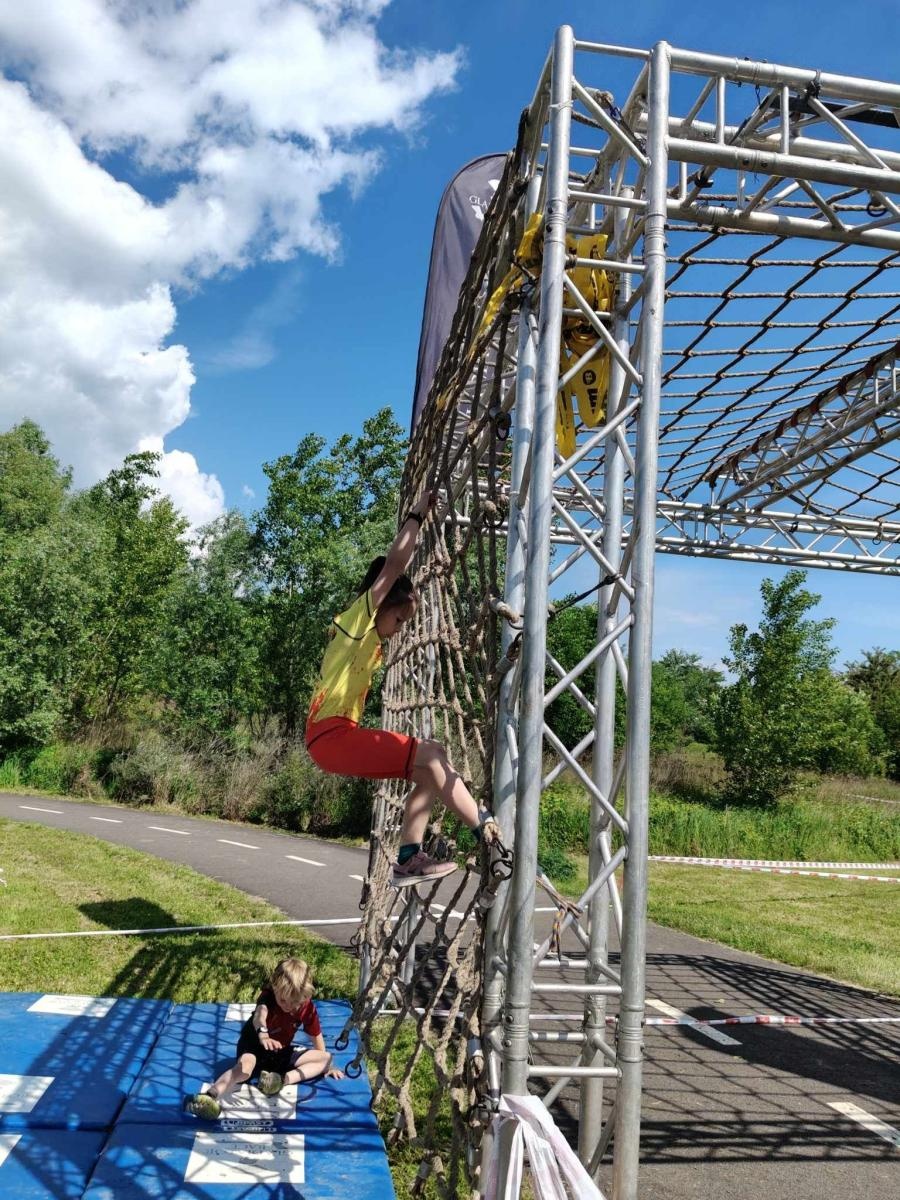 Zdjęcie w galerii na portalu naszraciborz.pl: Dobry występ Raciborków OCR w Ostrawie. Sukces Mateusza Miczka w Gladiator Race wiadomości z regionu