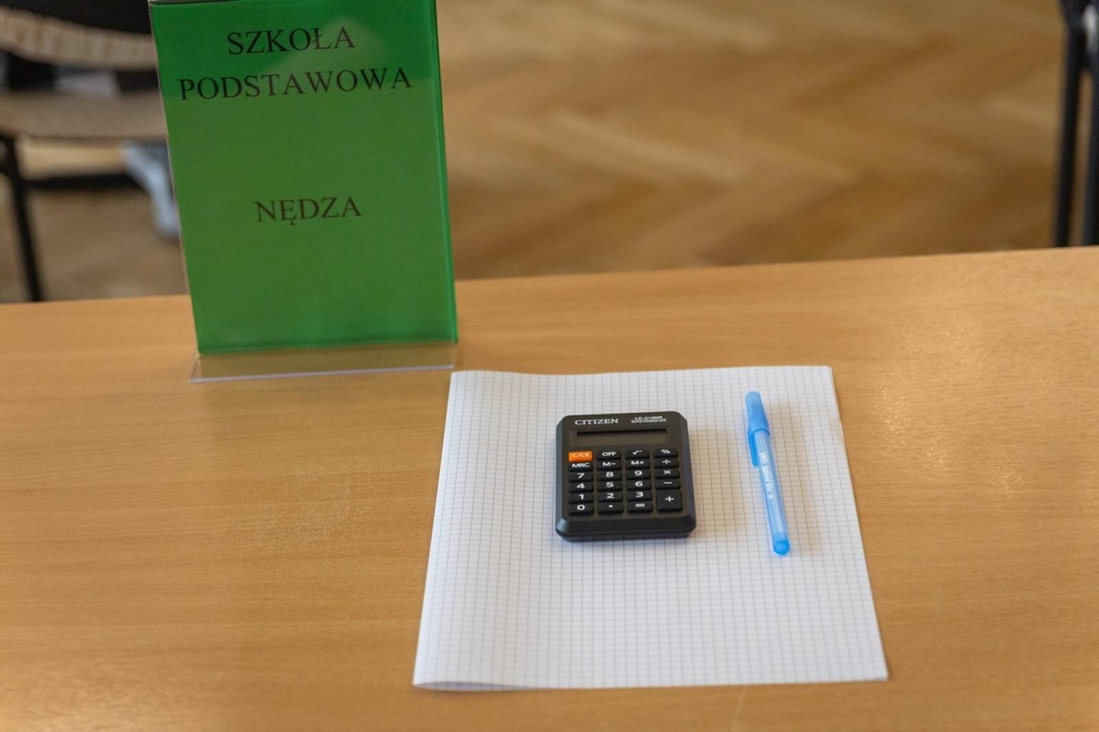 Zdjęcie w galerii na portalu naszraciborz.pl: Matematyka i ekonomia w jednej grze – emocjonująca rywalizacja uczniów z całego powiatu wiadomości z regionu