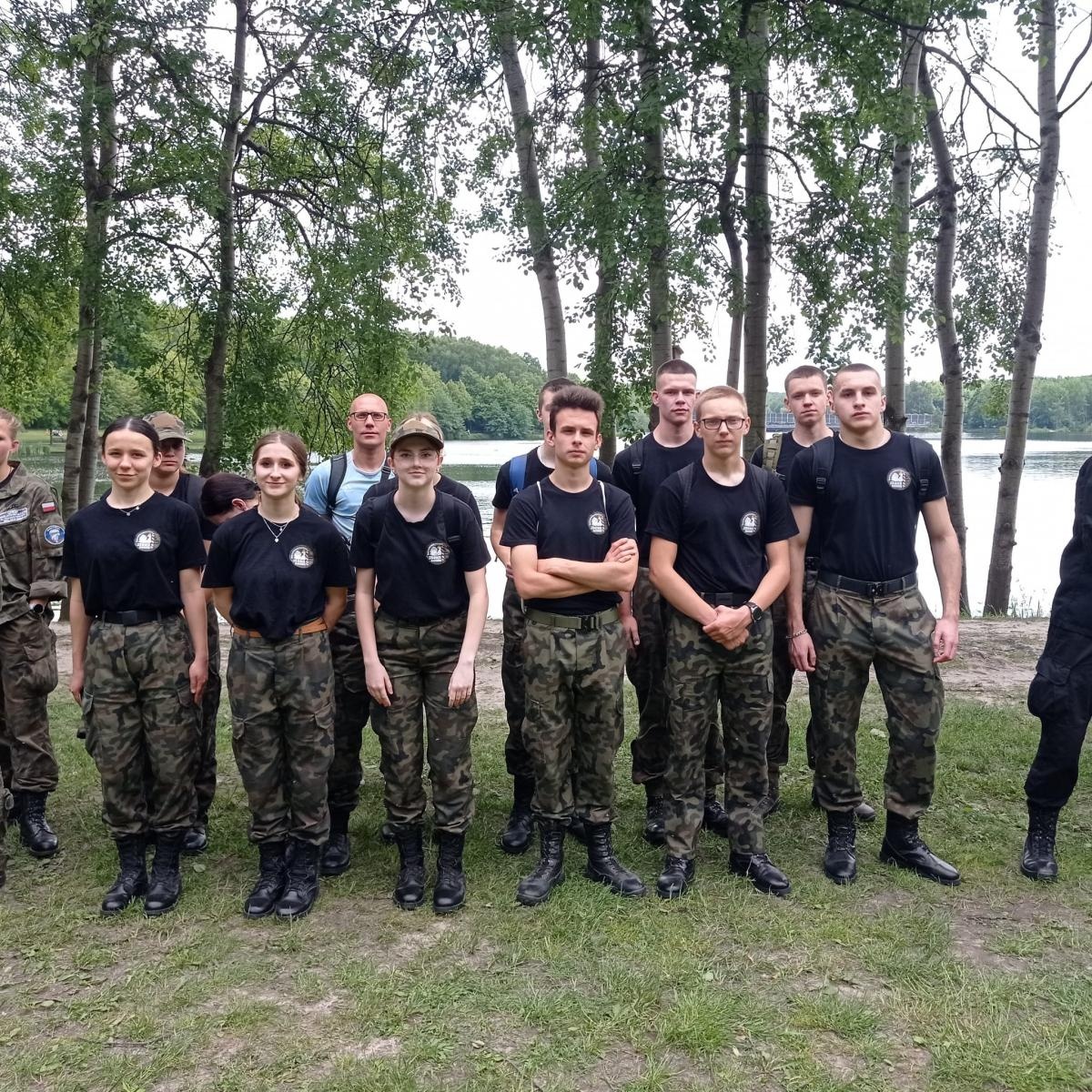 Zdjęcie w galerii na portalu naszraciborz.pl: Służby Dzieciom – ZSOMS świętowało Dzień Dziecka w mundurowym stylu! wiadomości z regionu