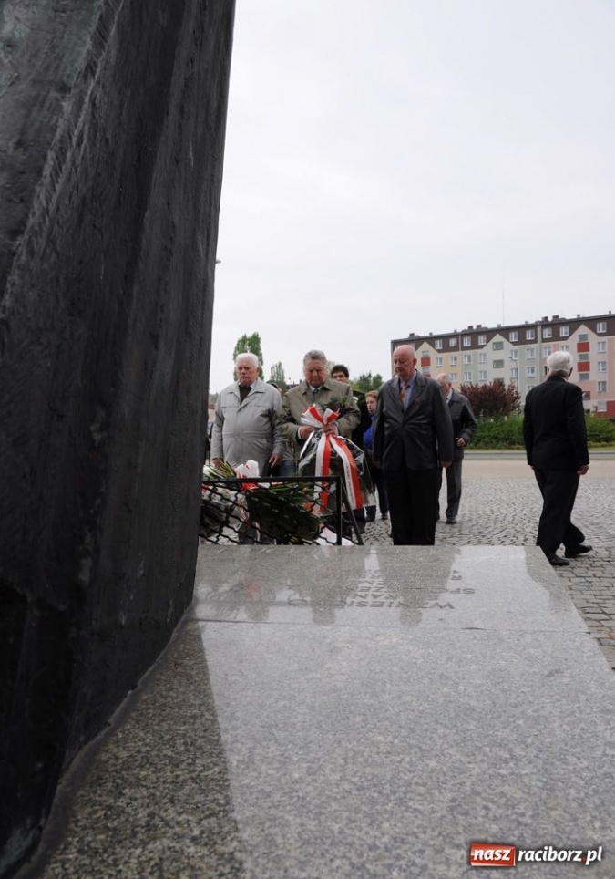 Zdjęcie w galerii na portalu naszraciborz.pl: Niechlubna wojna polsko-polska wiadomości z regionu