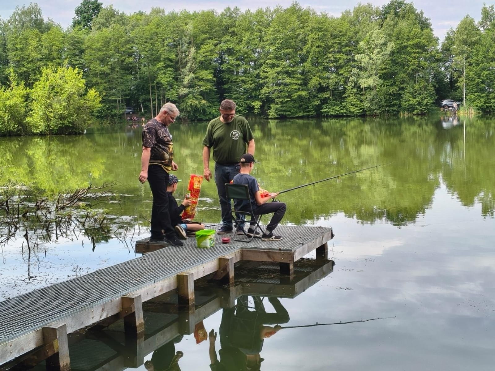 Zdjęcie w galerii na portalu naszraciborz.pl: Wędkarski Dzień Dziecka z Babiczokiem wiadomości z regionu