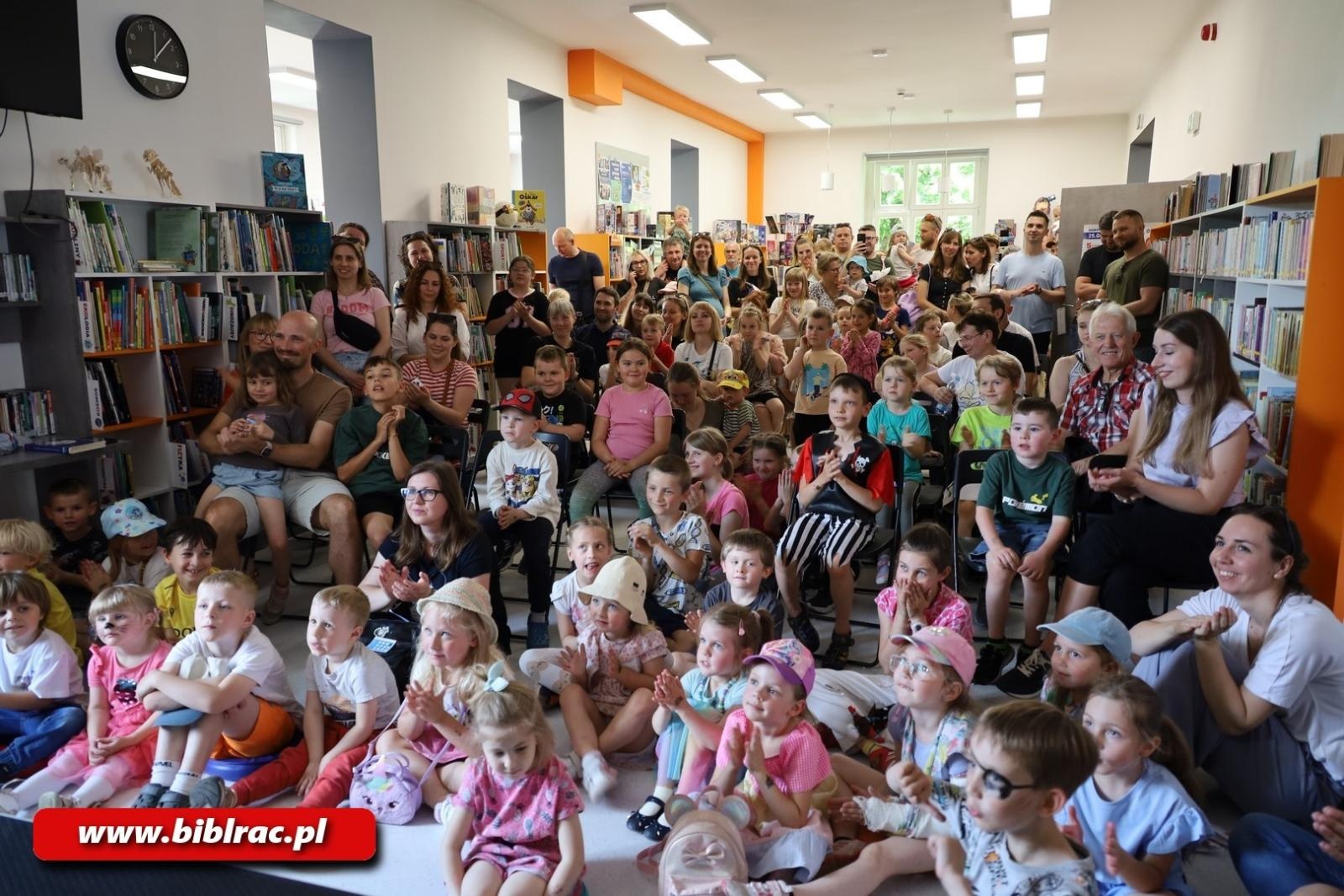 Zdjęcie w galerii na portalu naszraciborz.pl: Ahoj Piraci! Za nami wyjątkowy Dzień Dziecka w raciborskiej bibliotece wiadomości z regionu