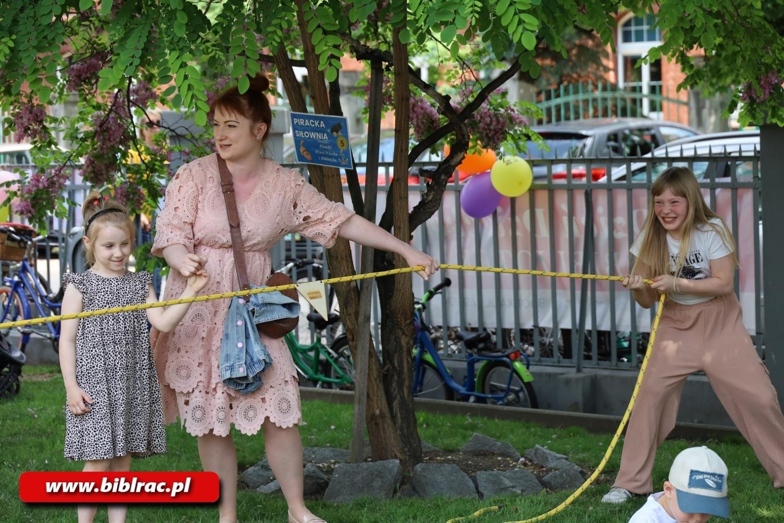 Zdjęcie w galerii na portalu naszraciborz.pl: Ahoj Piraci! Za nami wyjątkowy Dzień Dziecka w raciborskiej bibliotece wiadomości z regionu