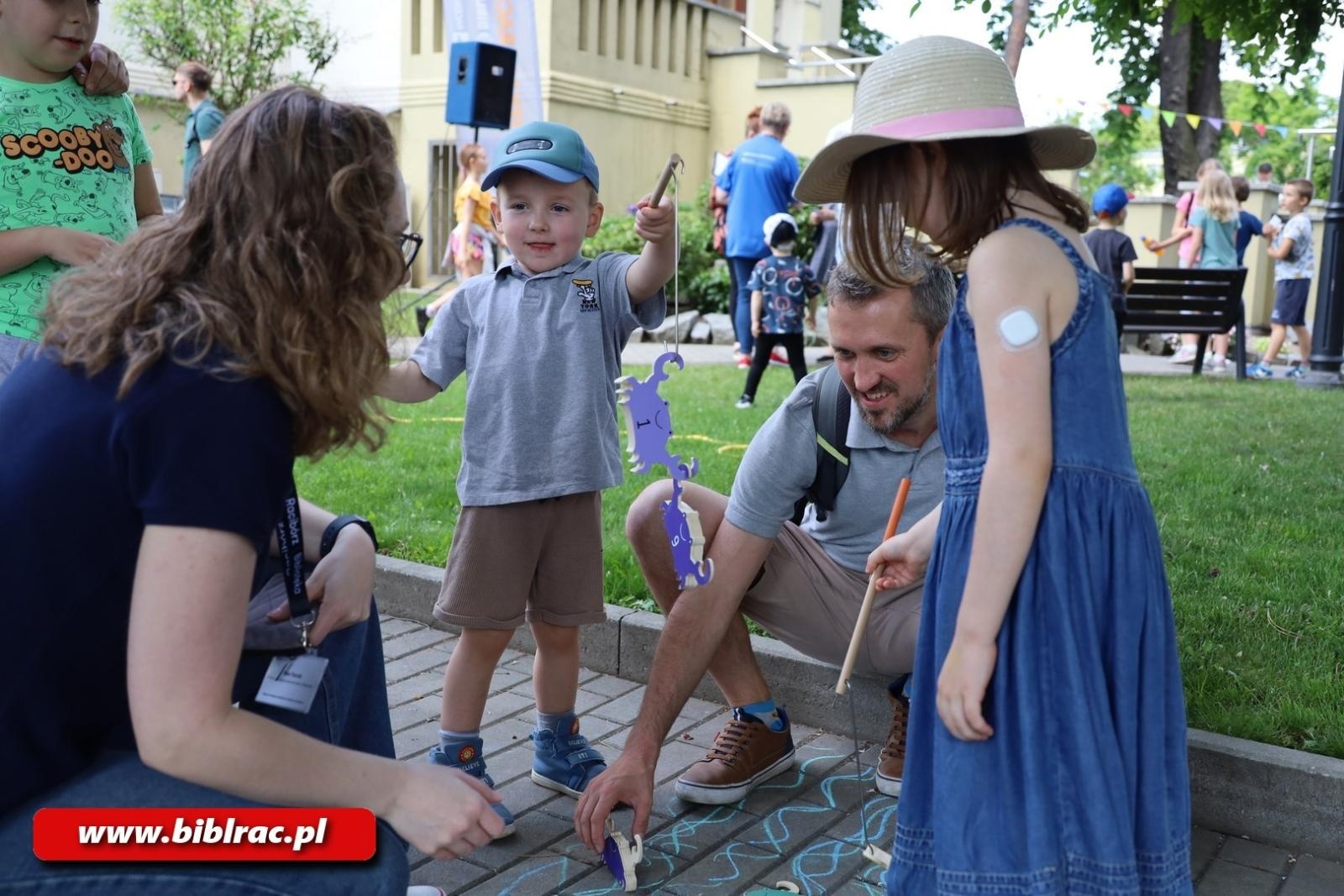 Zdjęcie w galerii na portalu naszraciborz.pl: Ahoj Piraci! Za nami wyjątkowy Dzień Dziecka w raciborskiej bibliotece wiadomości z regionu