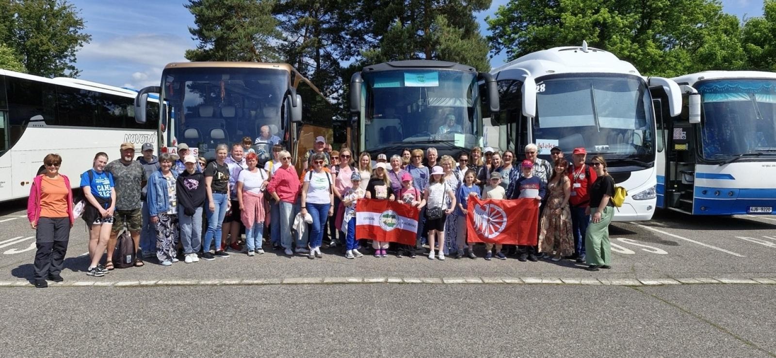 Zdjęcie w galerii na portalu naszraciborz.pl: Wycieczka PTTK Racibórz do ZOO Safari w Czechach  wiadomości z regionu