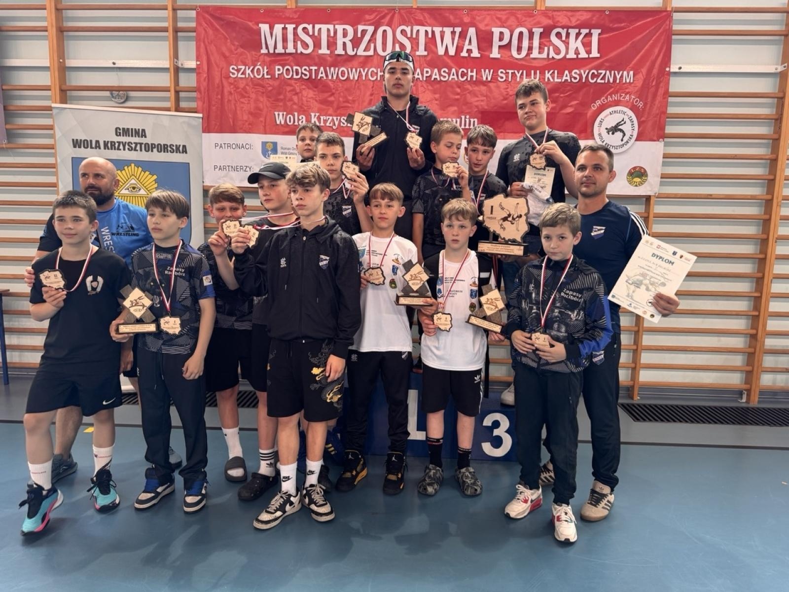 Zdjęcie w galerii na portalu naszraciborz.pl: Raciborska Szkoła Podstawowa nr 8 mistrzem Polski wiadomości z regionu