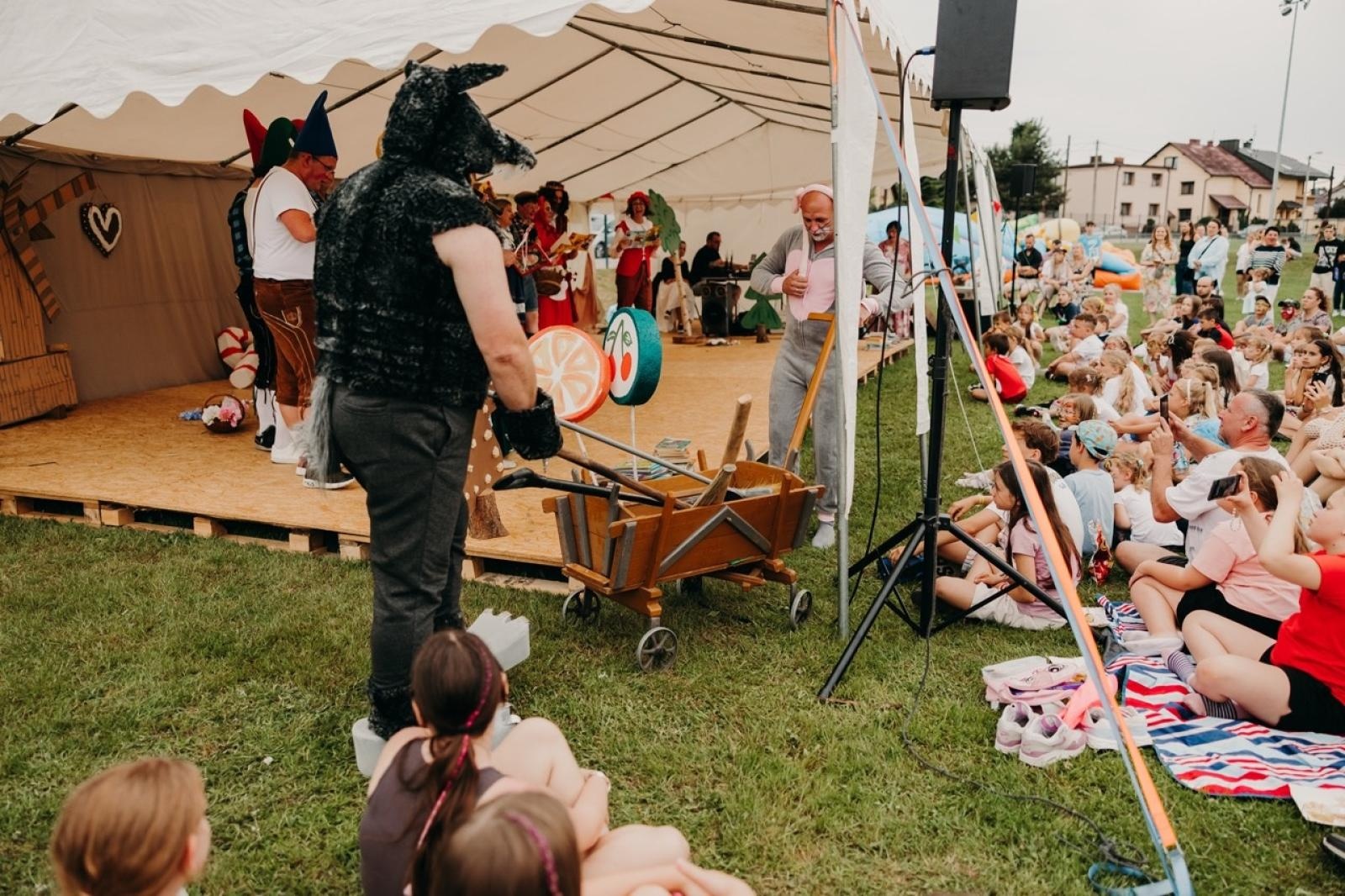 Zdjęcie w galerii na portalu naszraciborz.pl: Dzień Dziecka w Studziennej na festynie rodzinnym wiadomości z regionu