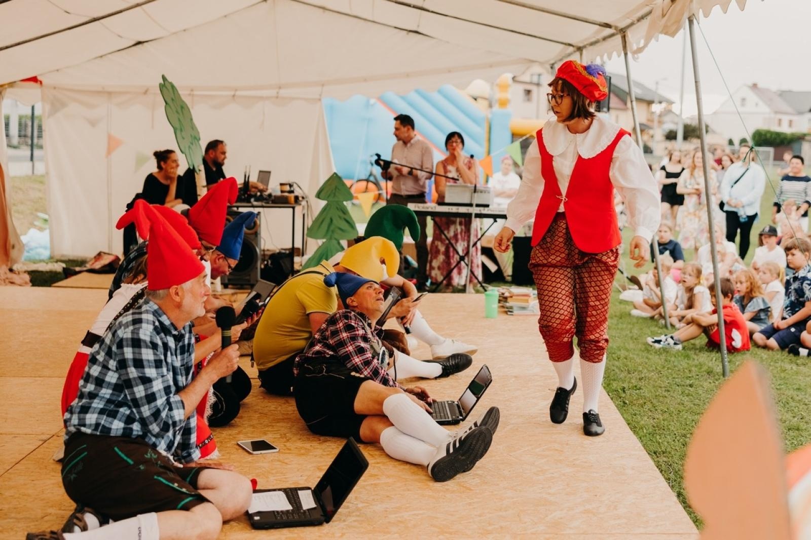 Zdjęcie w galerii na portalu naszraciborz.pl: Dzień Dziecka w Studziennej na festynie rodzinnym wiadomości z regionu