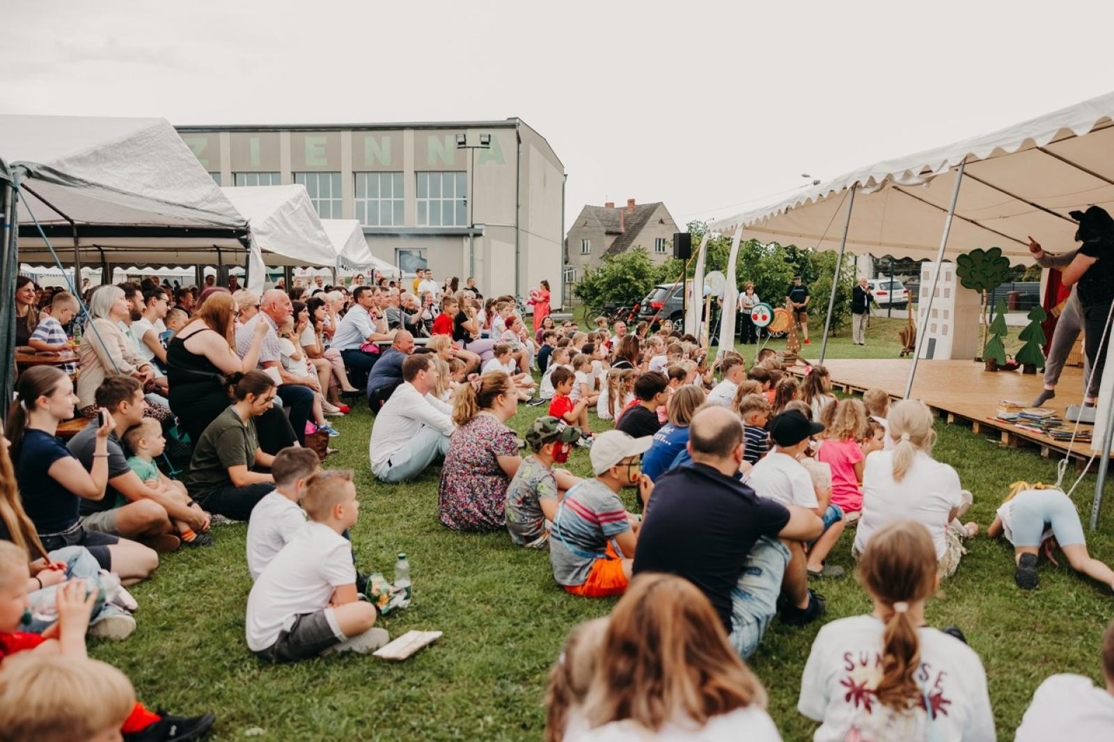 Zdjęcie w galerii na portalu naszraciborz.pl: Dzień Dziecka w Studziennej na festynie rodzinnym wiadomości z regionu
