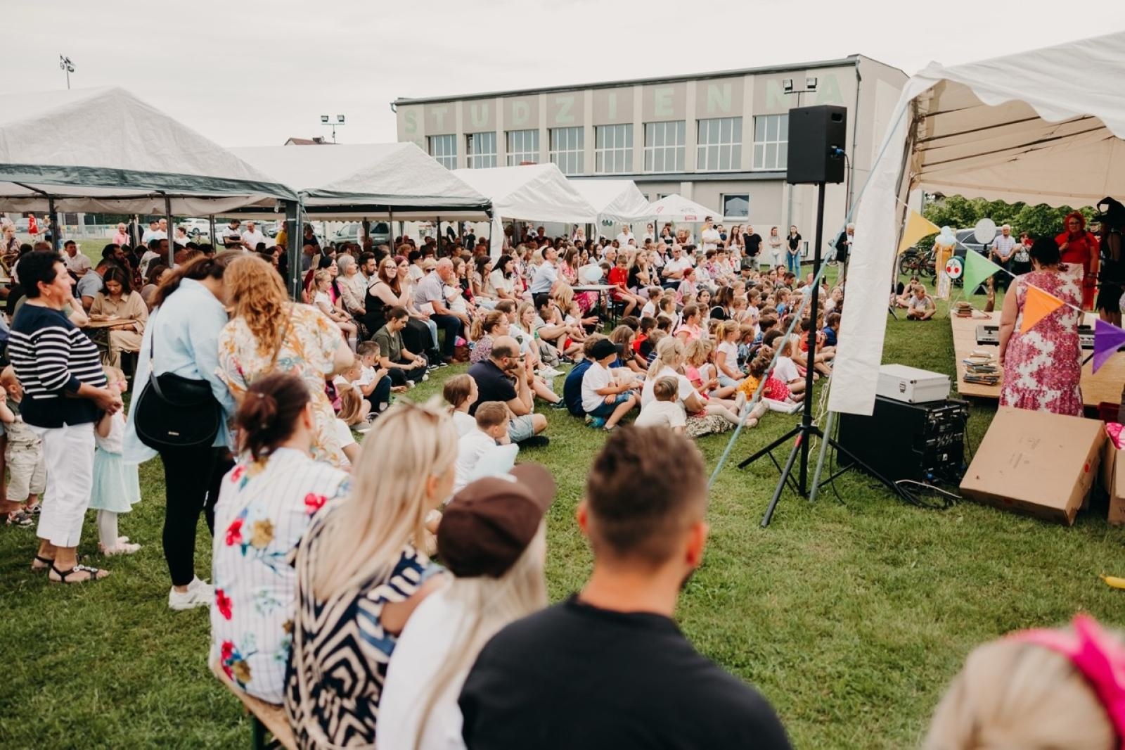 Zdjęcie w galerii na portalu naszraciborz.pl: Dzień Dziecka w Studziennej na festynie rodzinnym wiadomości z regionu