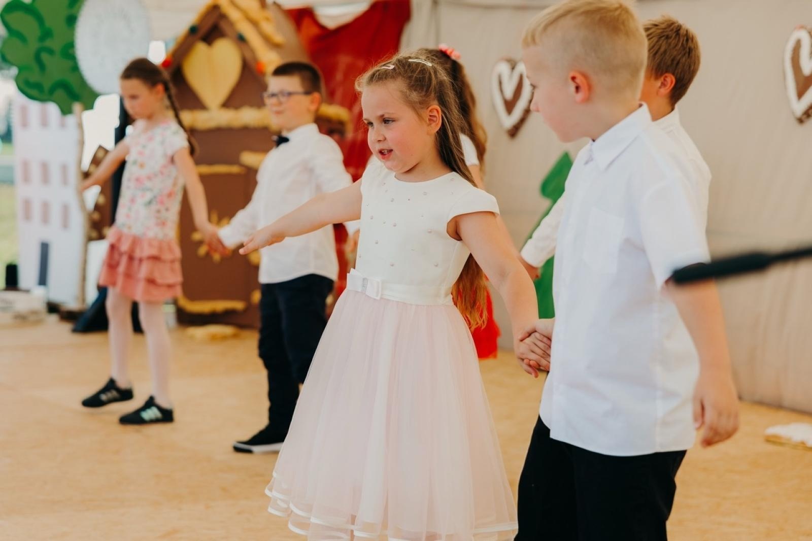 Zdjęcie w galerii na portalu naszraciborz.pl: Dzień Dziecka w Studziennej na festynie rodzinnym wiadomości z regionu