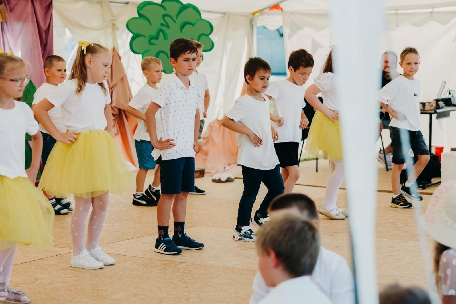 Zdjęcie w galerii na portalu naszraciborz.pl: Dzień Dziecka w Studziennej na festynie rodzinnym wiadomości z regionu