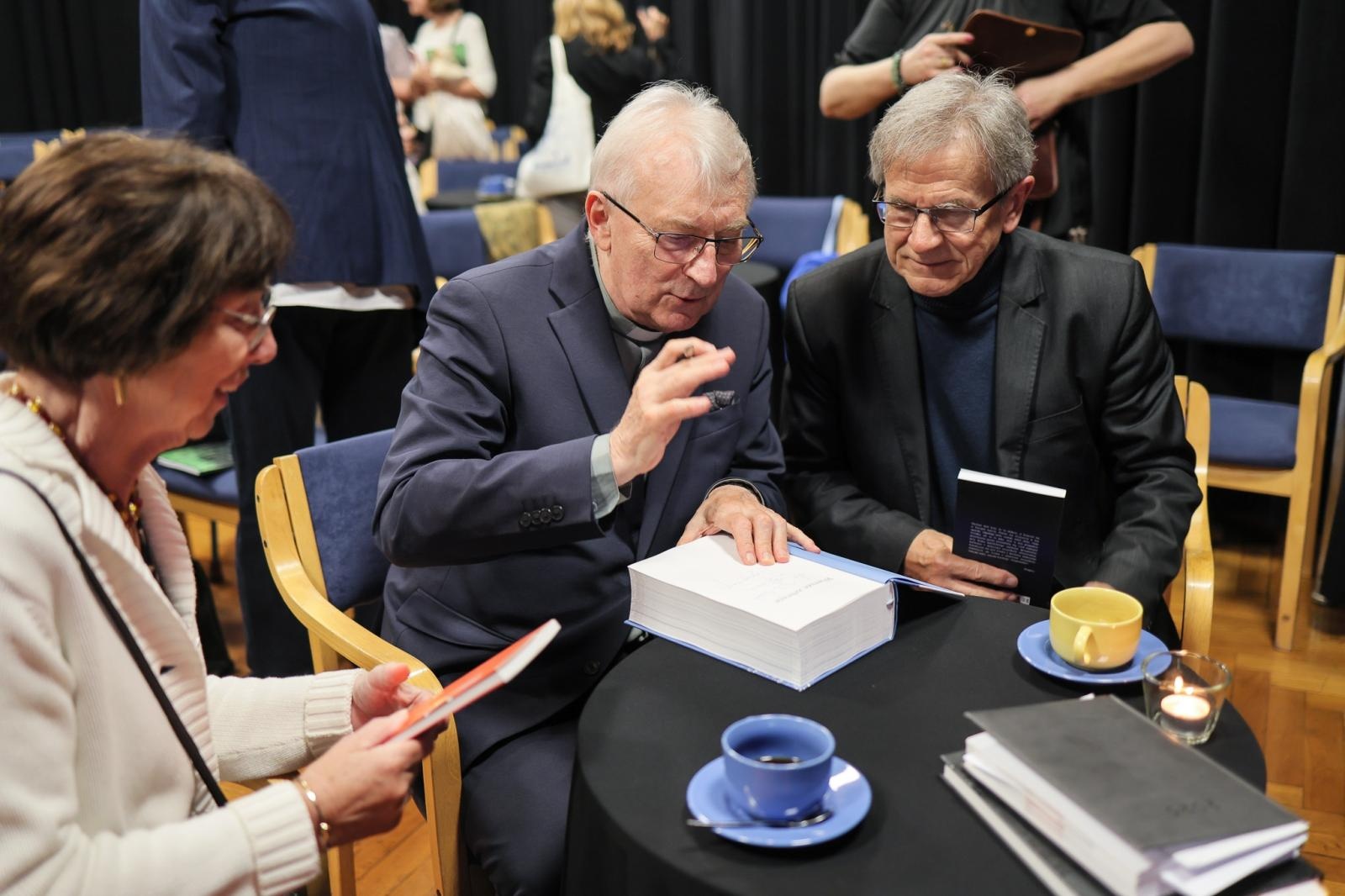 Zdjęcie w galerii na portalu naszraciborz.pl: Almanach Prowincjonalny rozpoczął drugie 20-lecie! wiadomości z regionu