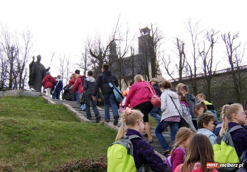 Zdjęcie w galerii na portalu naszraciborz.pl: Santo subito - Santo sempre wiadomości z regionu