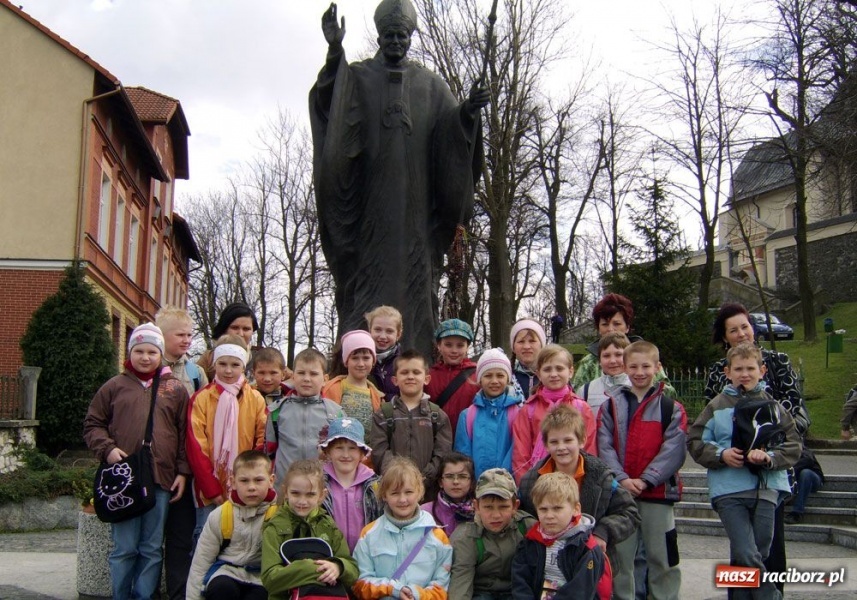 Zdjęcie w galerii na portalu naszraciborz.pl: Santo subito - Santo sempre wiadomości z regionu