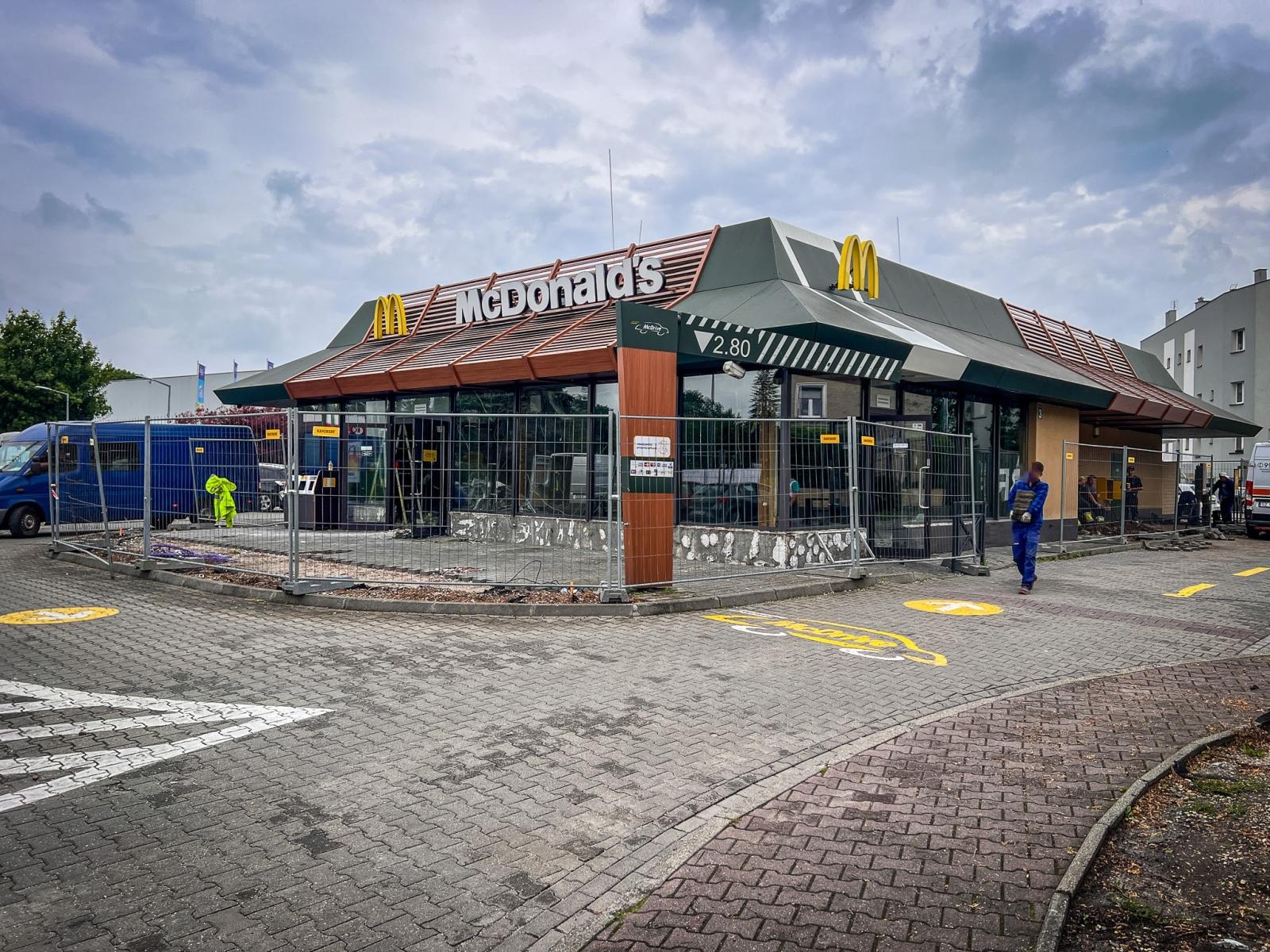 Zdjęcie w galerii na portalu naszraciborz.pl: McDonald's w Raciborzu zamyka się na lato? Czekamy na oficjalne stanowisko sieci wiadomości z regionu