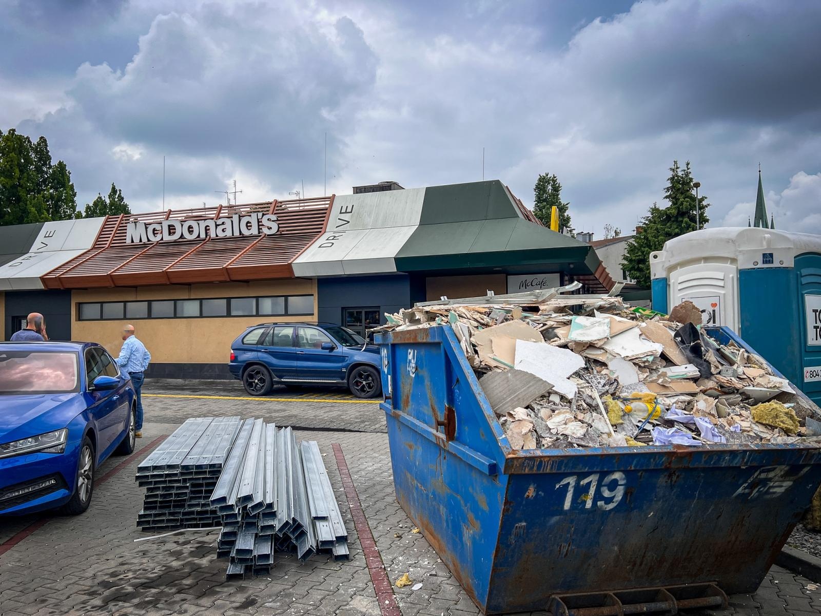 Zdjęcie w galerii na portalu naszraciborz.pl: McDonald's w Raciborzu zamyka się na lato? Czekamy na oficjalne stanowisko sieci wiadomości z regionu