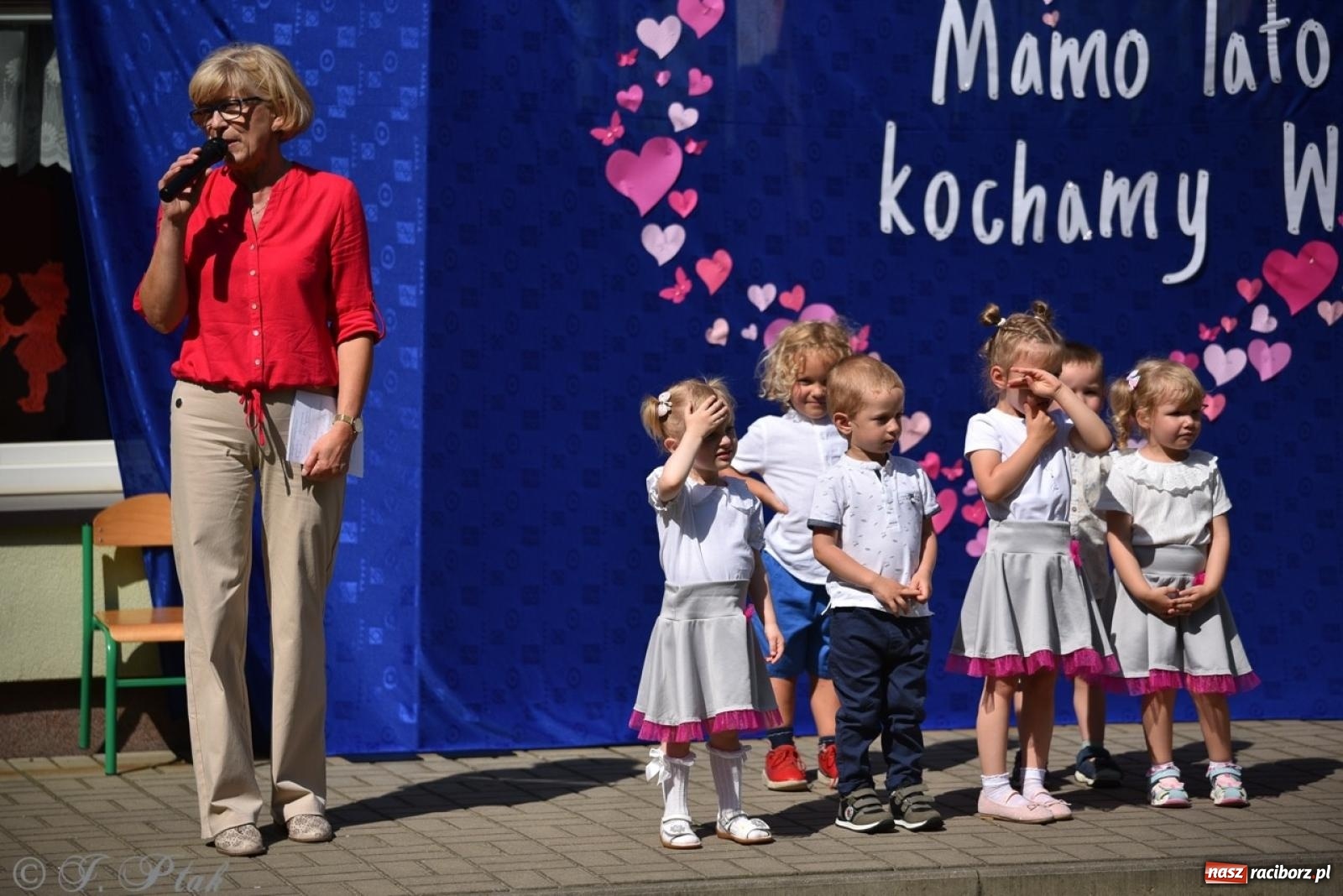 Zdjęcie w galerii na portalu naszraciborz.pl: Radość, śmiech i wspólna zabawa – rodzinny festyn w Przedszkolu nr 26 [FOTO i WIDEO] wiadomości z regionu