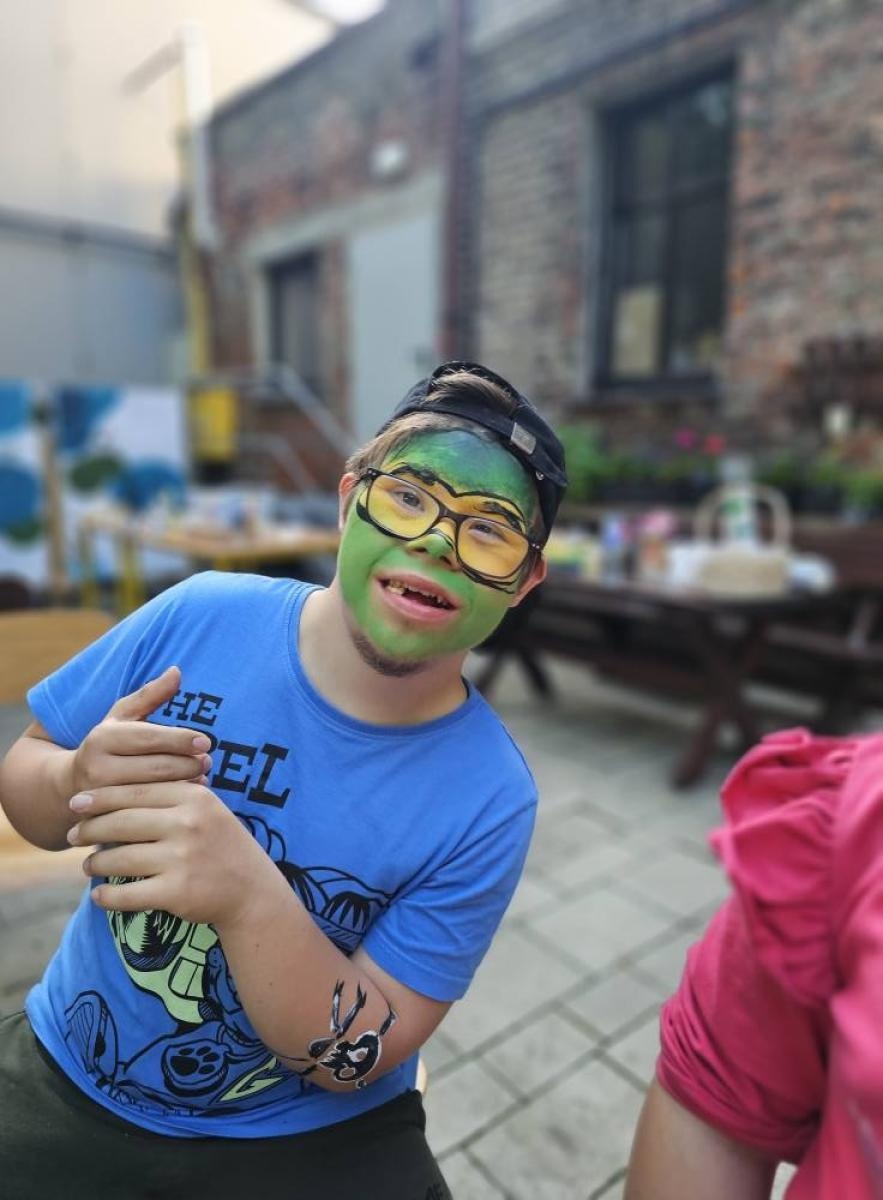 Zdjęcie w galerii na portalu naszraciborz.pl: Piknik z okazji Dnia Dziecka ze Stowarzyszeniem Spektrum w Raciborzu wiadomości z regionu