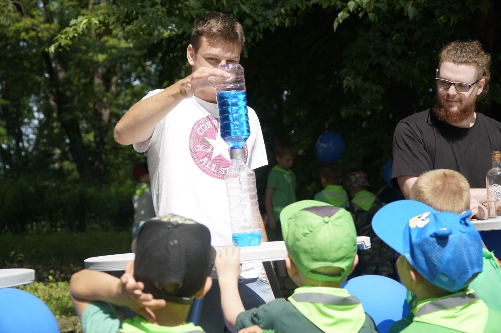 Zdjęcie w galerii na portalu naszraciborz.pl: IV Festiwal Piosenki i Sportu w Raciborzu – radość, ruch i kreatywność w Parku im. Miasta Roth wiadomości z regionu