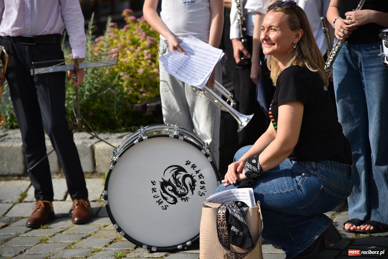 Zdjęcie w galerii na portalu naszraciborz.pl: Muzyczny flash mob na rynku w Raciborzu [FOTO i WIDEO] wiadomości z regionu