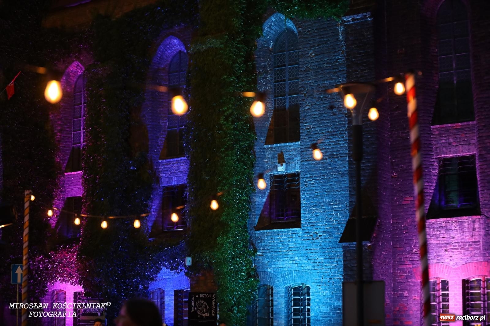 Zdjęcie w galerii na portalu naszraciborz.pl: Potańcówka na OFCE: Kraków Street Band i dancing pod Tęczową w klimatach swingowych wiadomości z regionu
