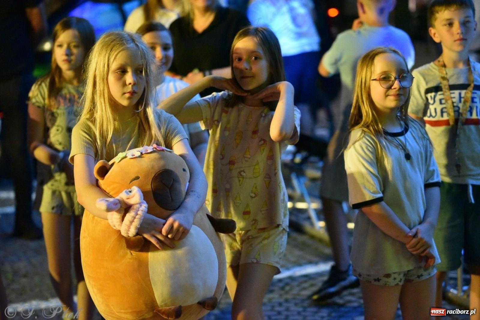 Zdjęcie w galerii na portalu naszraciborz.pl: Potańcówka na OFCE: Kraków Street Band i dancing pod Tęczową w klimatach swingowych wiadomości z regionu