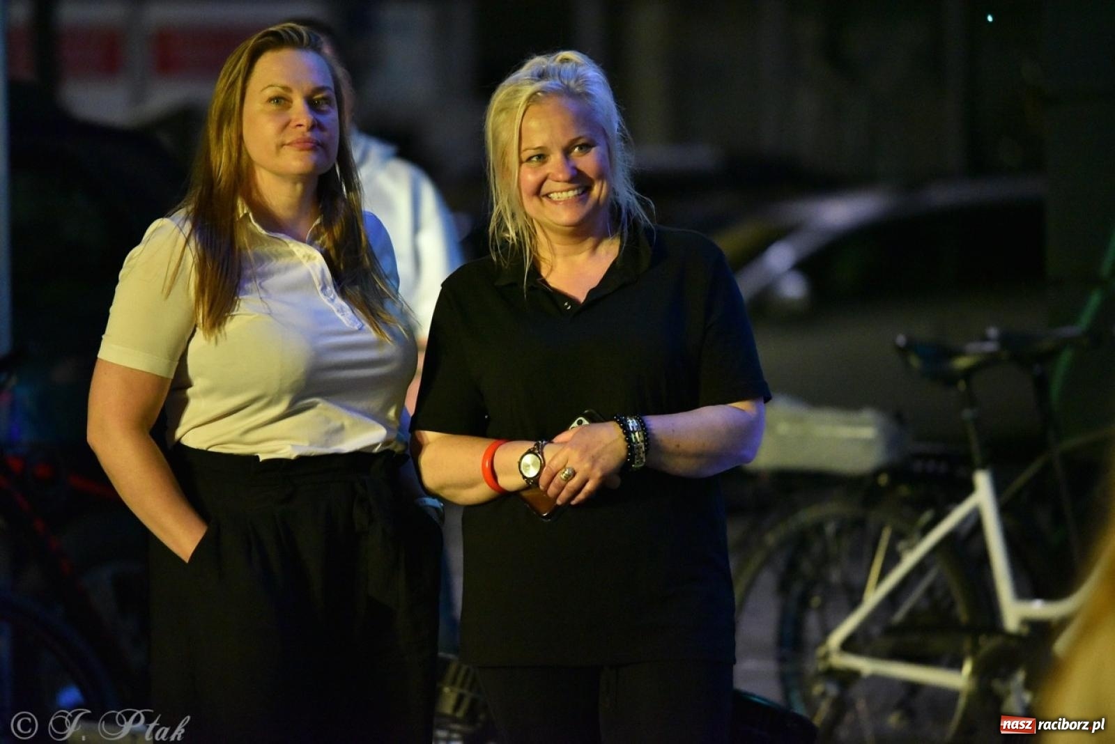 Zdjęcie w galerii na portalu naszraciborz.pl: Potańcówka na OFCE: Kraków Street Band i dancing pod Tęczową w klimatach swingowych wiadomości z regionu