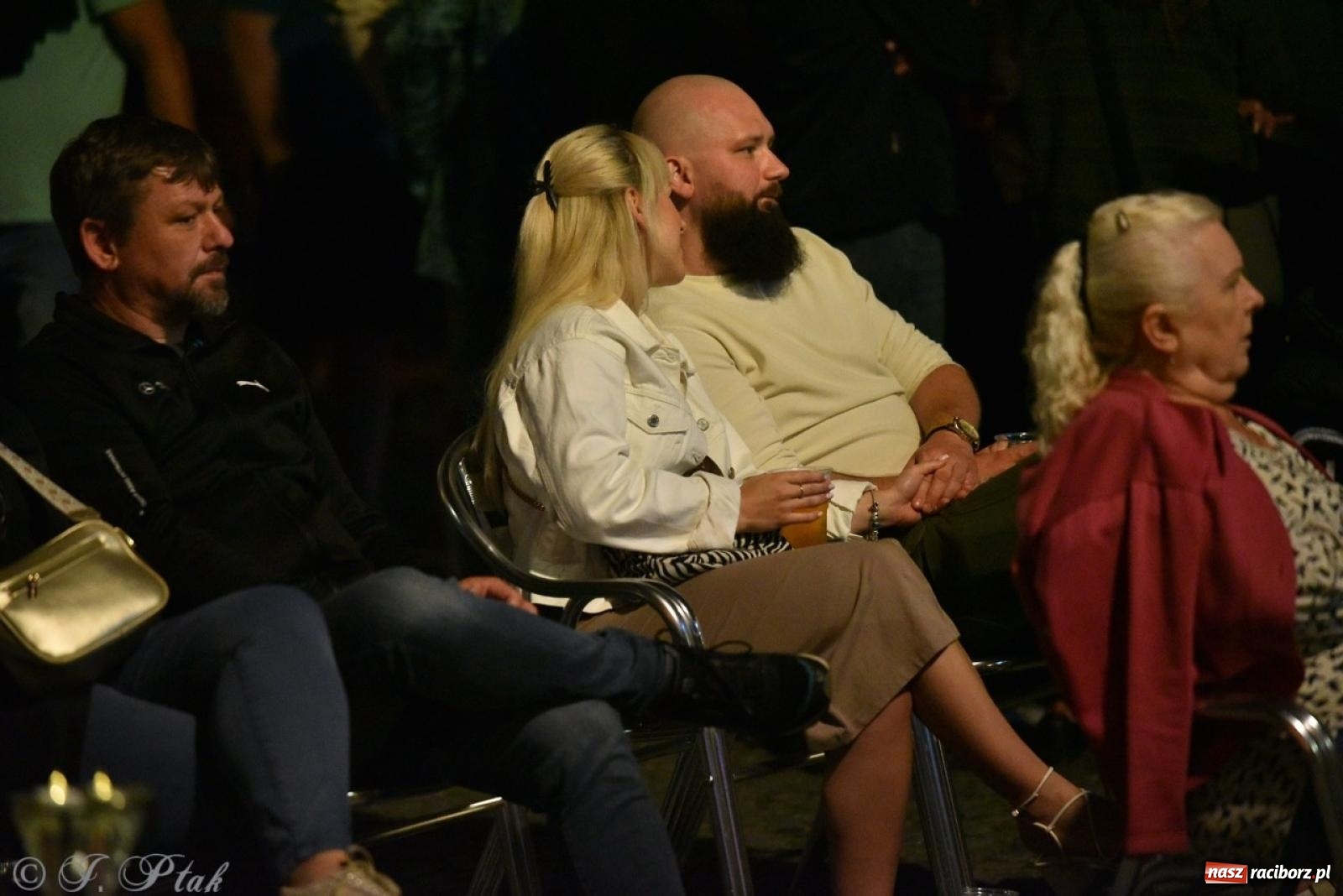 Zdjęcie w galerii na portalu naszraciborz.pl: Potańcówka na OFCE: Kraków Street Band i dancing pod Tęczową w klimatach swingowych wiadomości z regionu