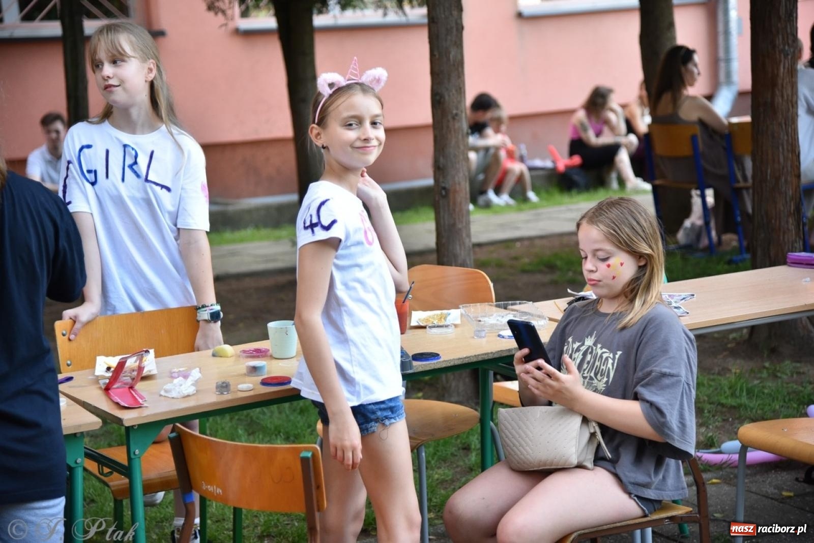 Zdjęcie w galerii na portalu naszraciborz.pl: Festyn szkolny przyciągnął tłumy do SP 15 [FOTO i WIDEO] wiadomości z regionu