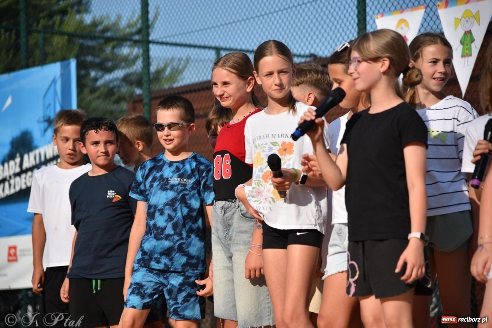 Zdjęcie w galerii na portalu naszraciborz.pl: Festyn szkolny przyciągnął tłumy do SP 15 [FOTO i WIDEO] wiadomości z regionu