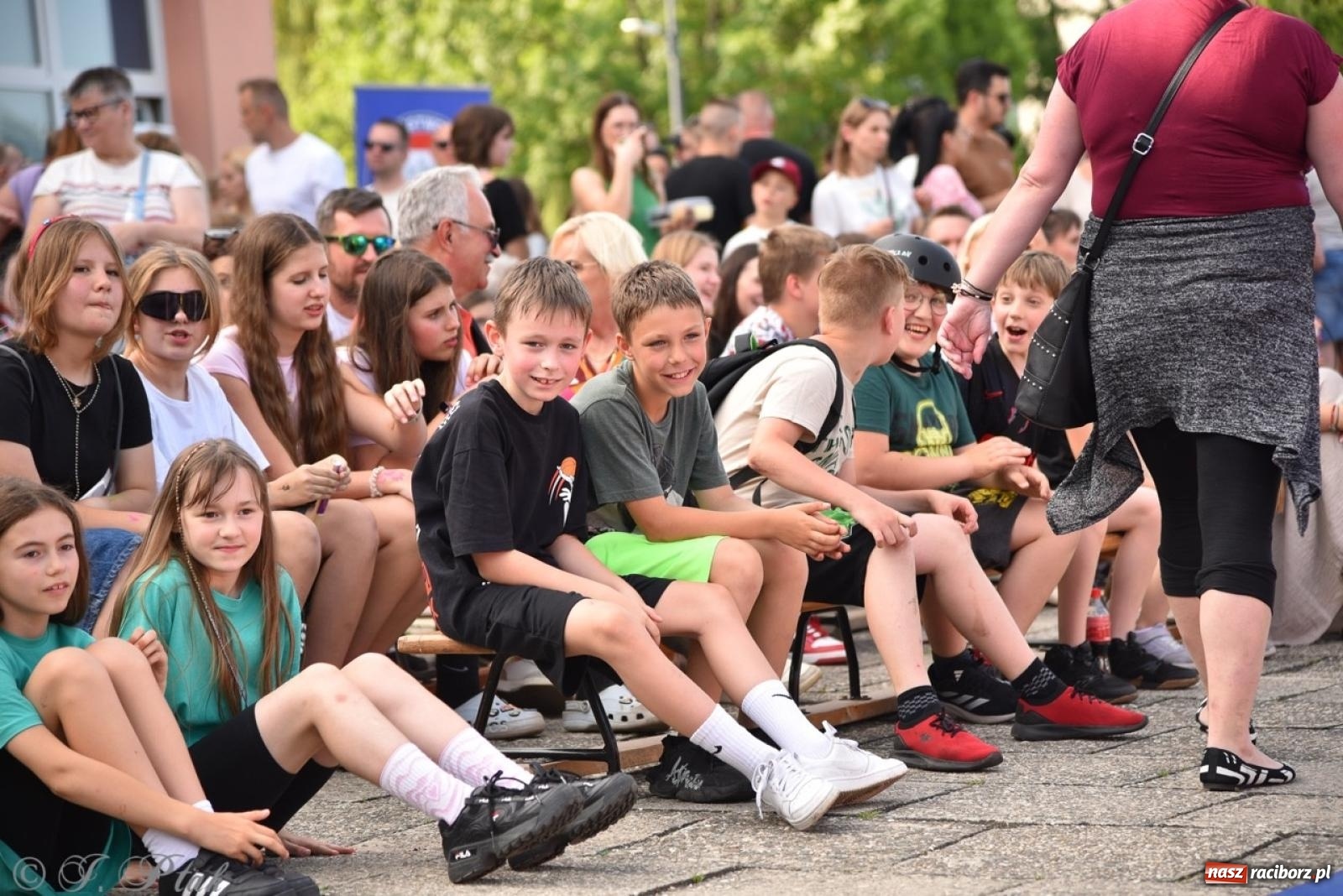 Zdjęcie w galerii na portalu naszraciborz.pl: Festyn szkolny przyciągnął tłumy do SP 15 [FOTO i WIDEO] wiadomości z regionu