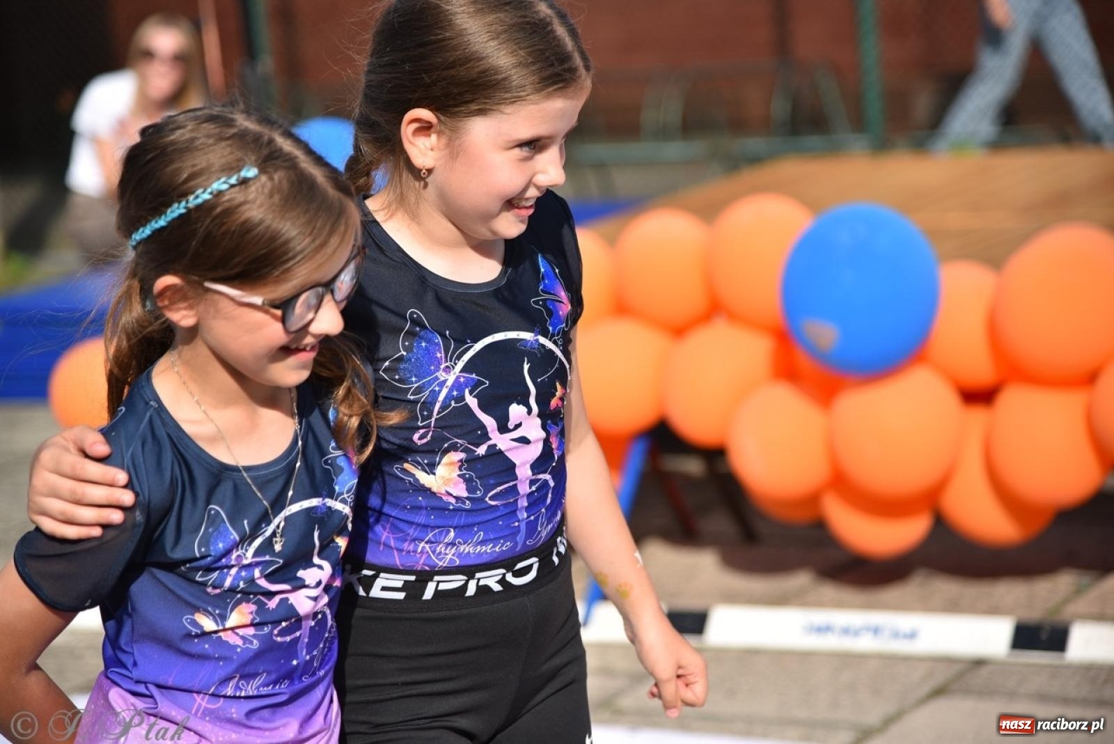 Zdjęcie w galerii na portalu naszraciborz.pl: Festyn szkolny przyciągnął tłumy do SP 15 [FOTO i WIDEO] wiadomości z regionu