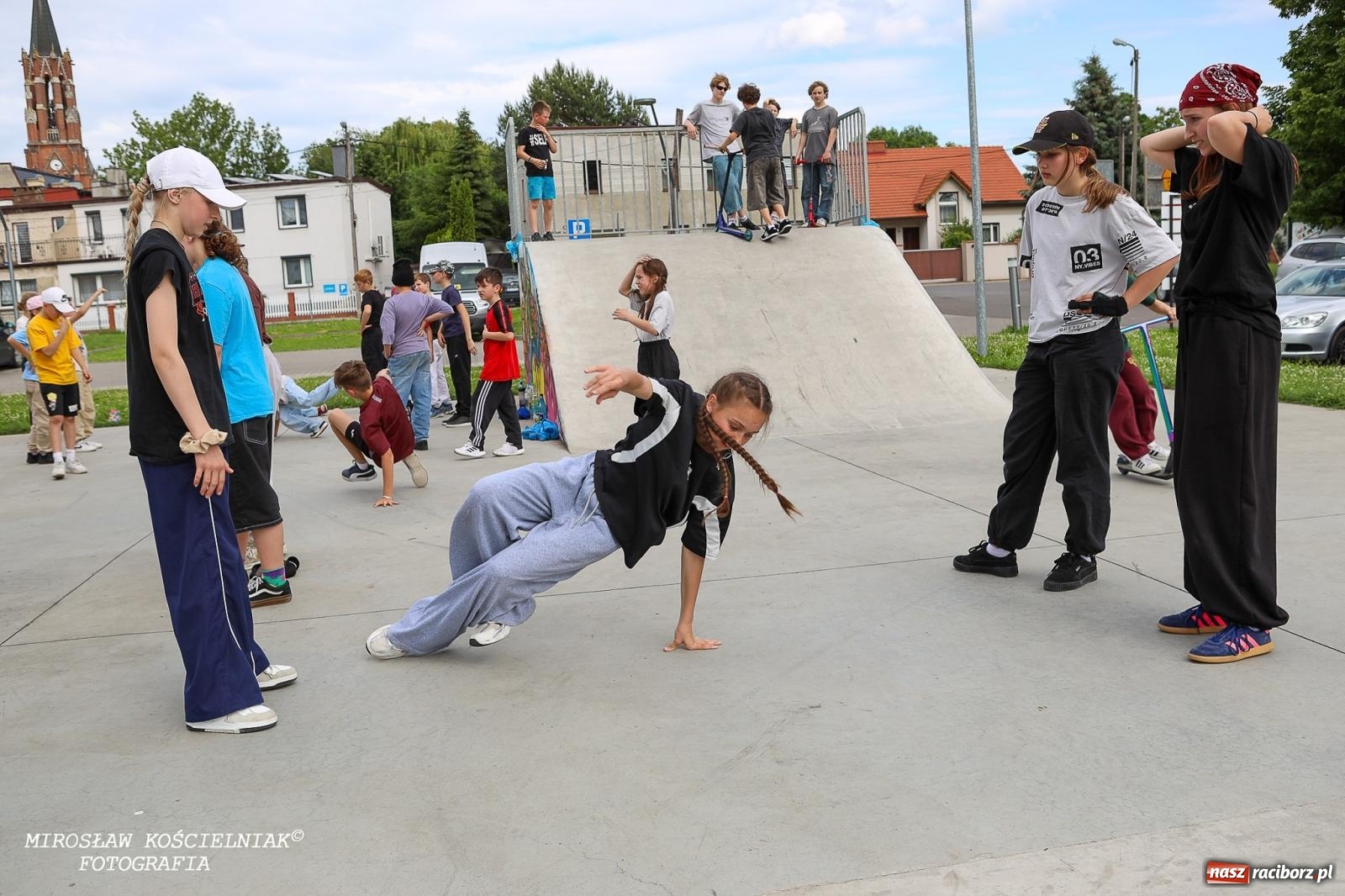 Zdjęcie w galerii na portalu naszraciborz.pl: Hip-hopowe święto w Raciborzu. Czwarta edycja już za nami [FOTO i WIDEO] wiadomości z regionu