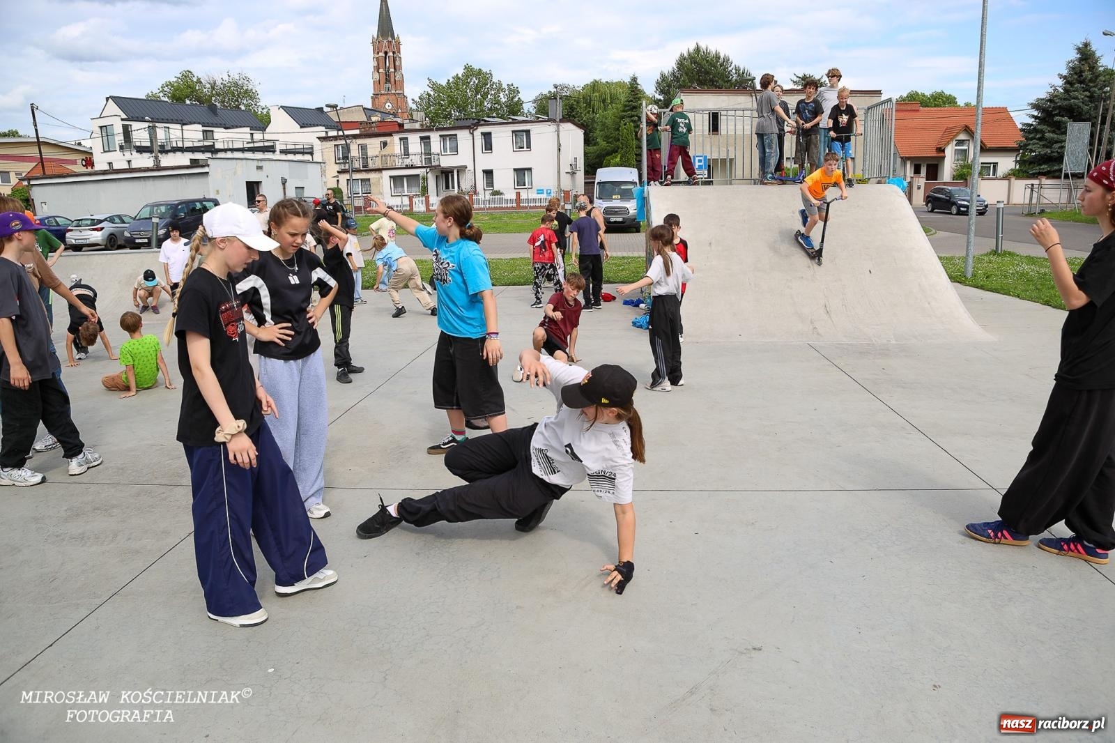 Zdjęcie w galerii na portalu naszraciborz.pl: Hip-hopowe święto w Raciborzu. Czwarta edycja już za nami [FOTO i WIDEO] wiadomości z regionu