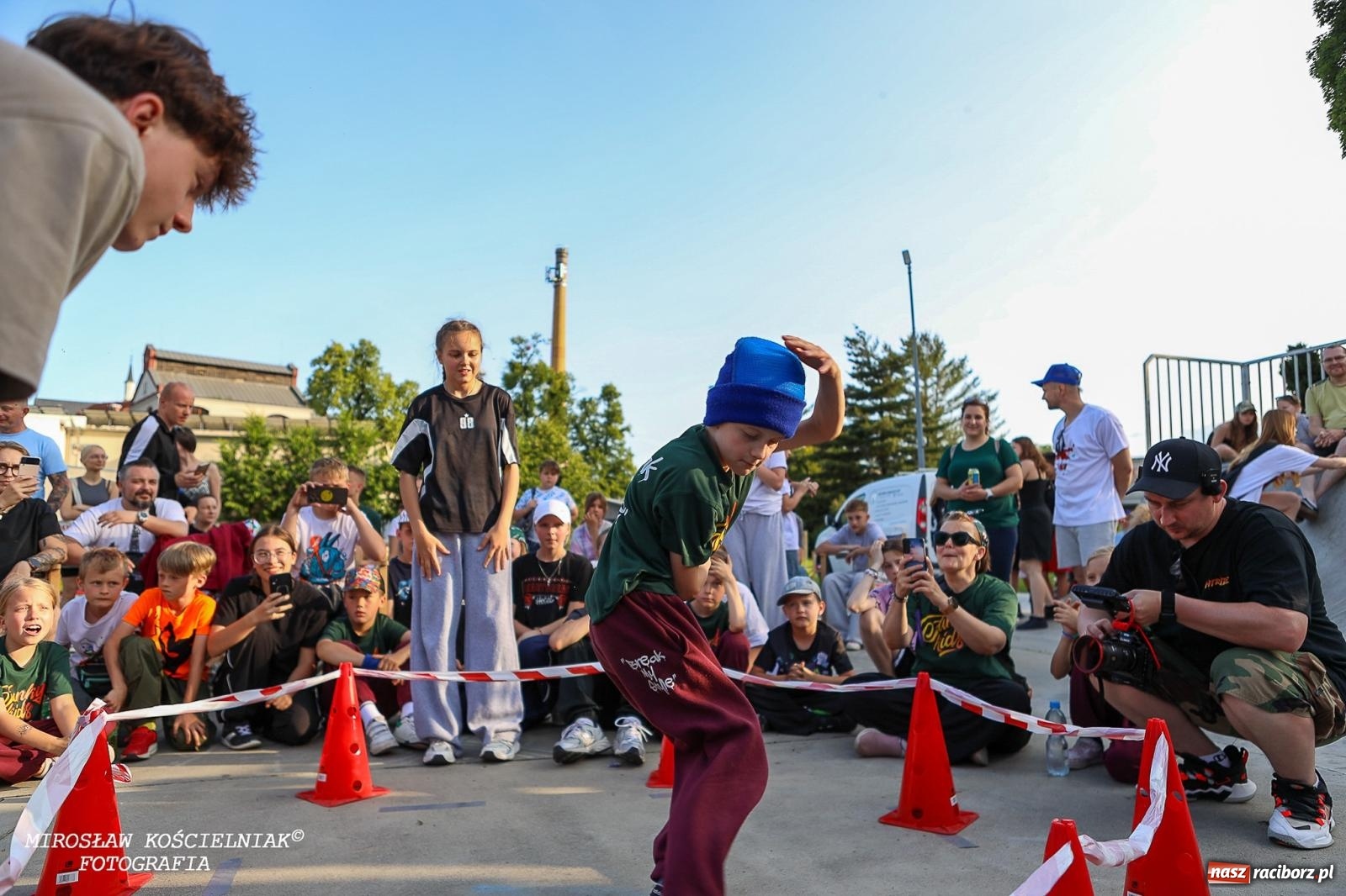 Zdjęcie w galerii na portalu naszraciborz.pl: Hip-hopowe święto w Raciborzu. Czwarta edycja już za nami [FOTO i WIDEO] wiadomości z regionu