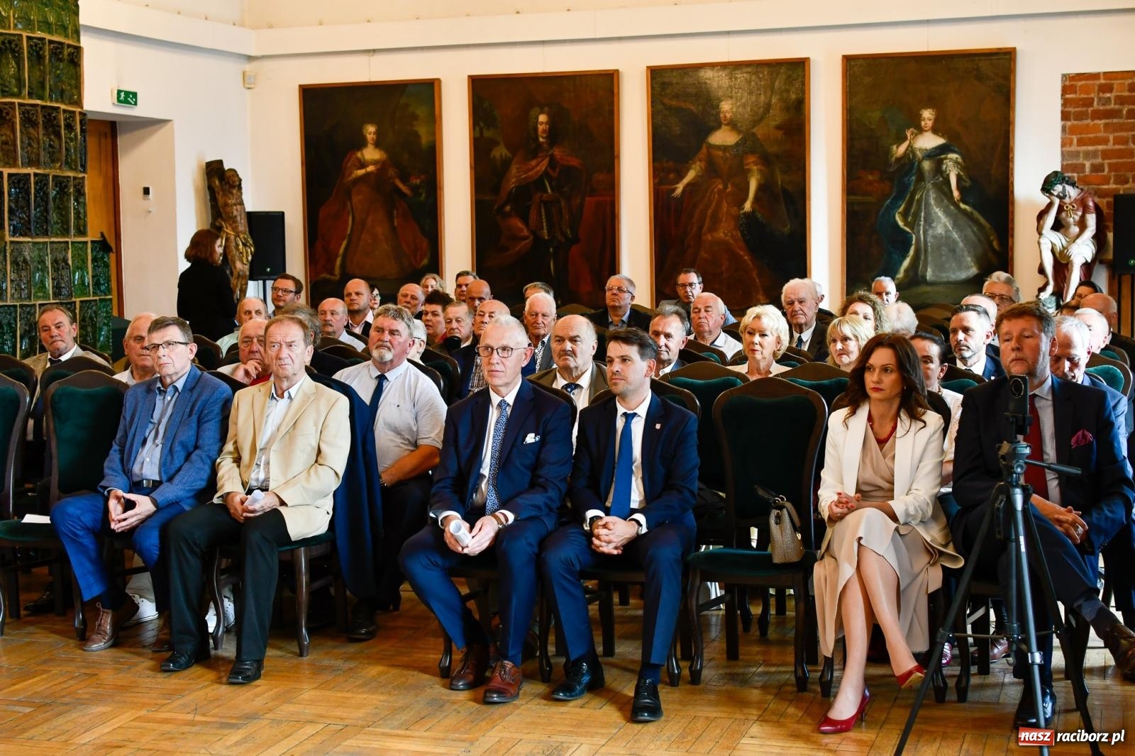 Zdjęcie w galerii na portalu naszraciborz.pl: Miało być jak w Rajchu. Racibórz świętuje 35-lecie samorządu, ale bez pojednania w ocenie zasług wiadomości z regionu