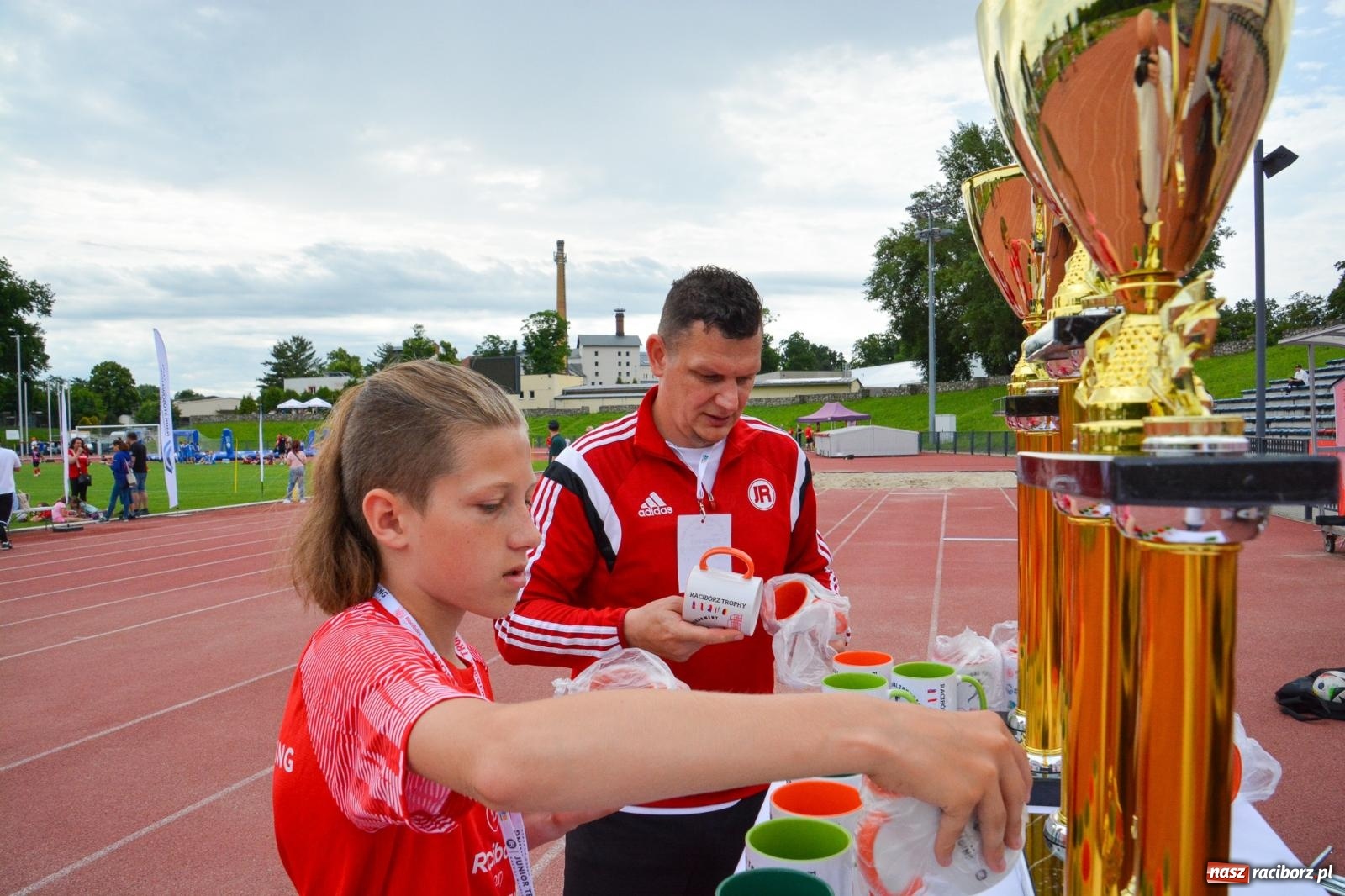 Zdjęcie w galerii na portalu naszraciborz.pl: Międzynarodowy turniej U-8 i U-9 trwa na stadionie OSiR Racibórz wiadomości z regionu
