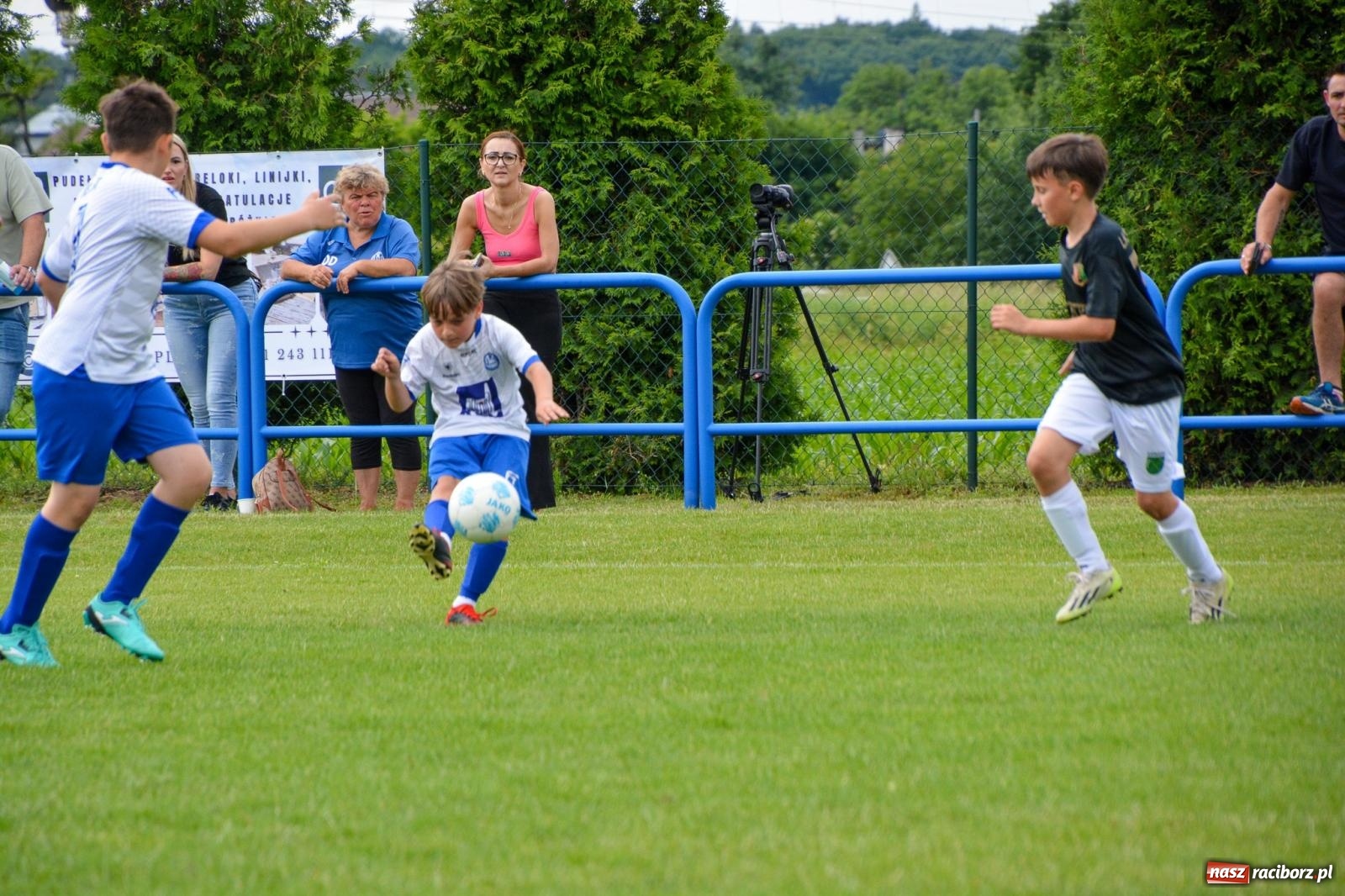 Zdjęcie w galerii na portalu naszraciborz.pl: VIII Międzynarodowy Turniej Piłkarski im. Huberta Kostki po raz pierwszy na boisku przy Chrobrego wiadomości z regionu