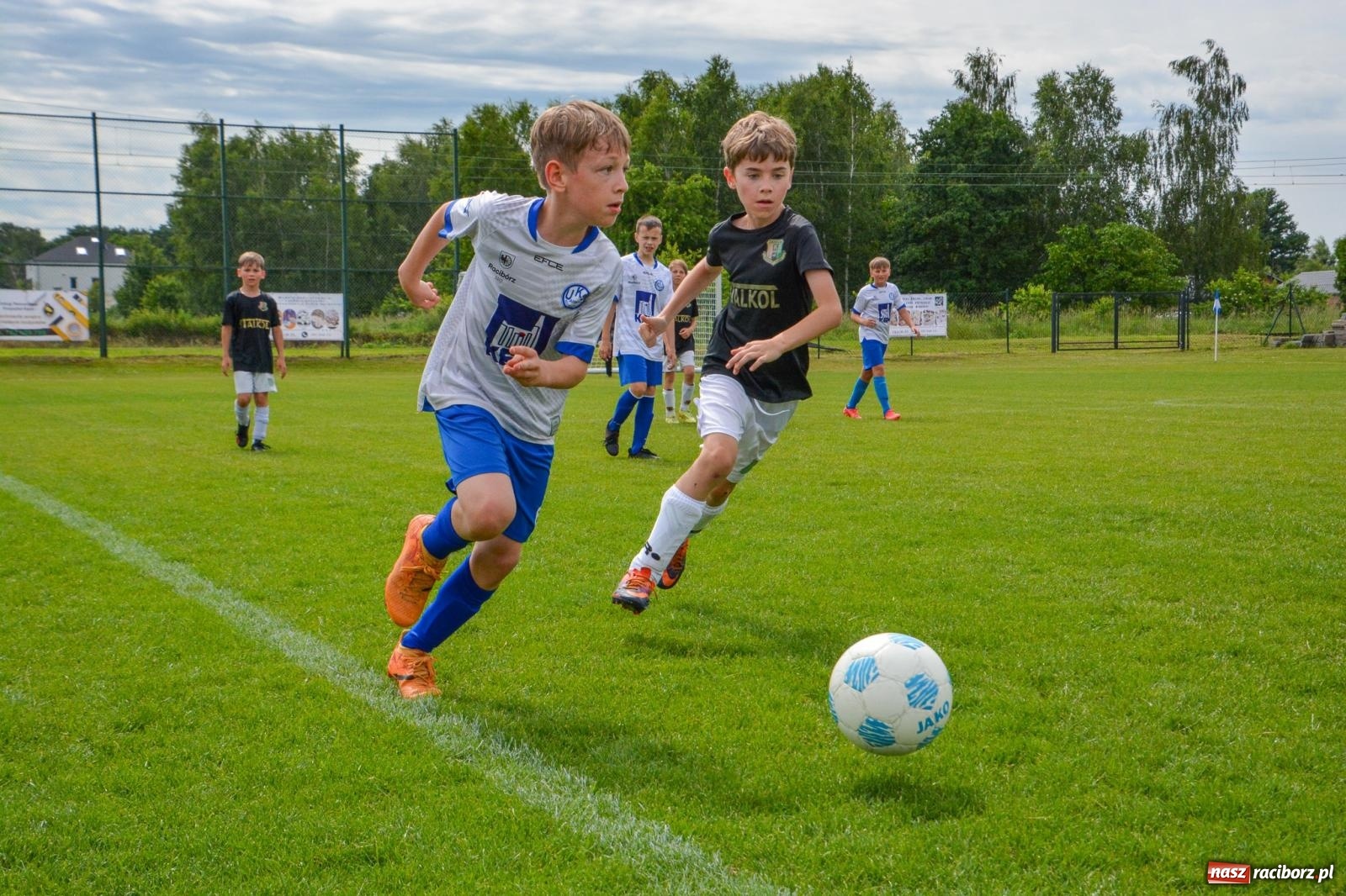 Zdjęcie w galerii na portalu naszraciborz.pl: VIII Międzynarodowy Turniej Piłkarski im. Huberta Kostki po raz pierwszy na boisku przy Chrobrego wiadomości z regionu