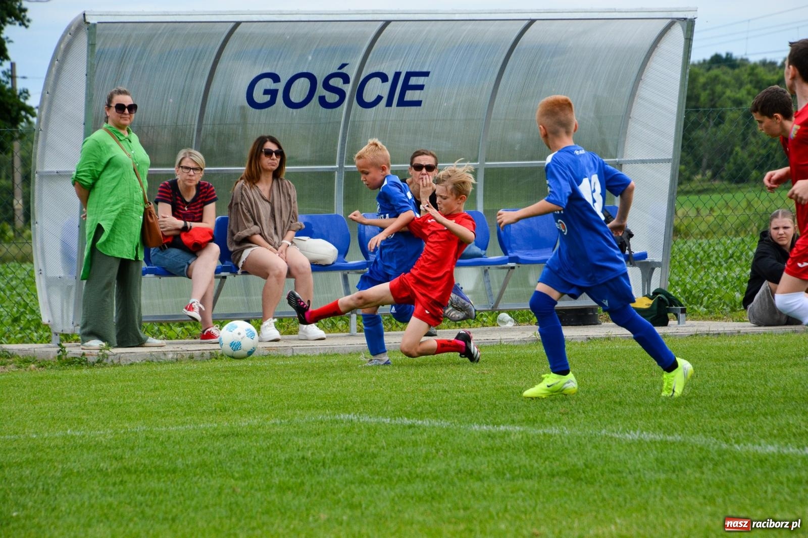 Zdjęcie w galerii na portalu naszraciborz.pl: VIII Międzynarodowy Turniej Piłkarski im. Huberta Kostki po raz pierwszy na boisku przy Chrobrego wiadomości z regionu