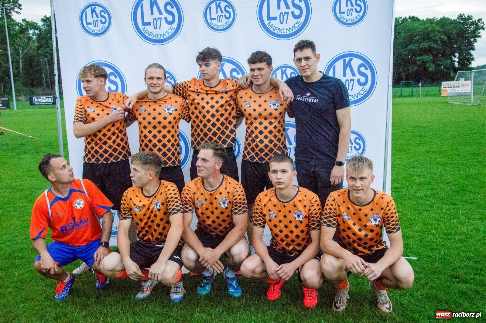 Zdjęcie w galerii na portalu naszraciborz.pl: VIII Międzynarodowy Turniej Piłkarski im. Huberta Kostki po raz pierwszy na boisku przy Chrobrego wiadomości z regionu