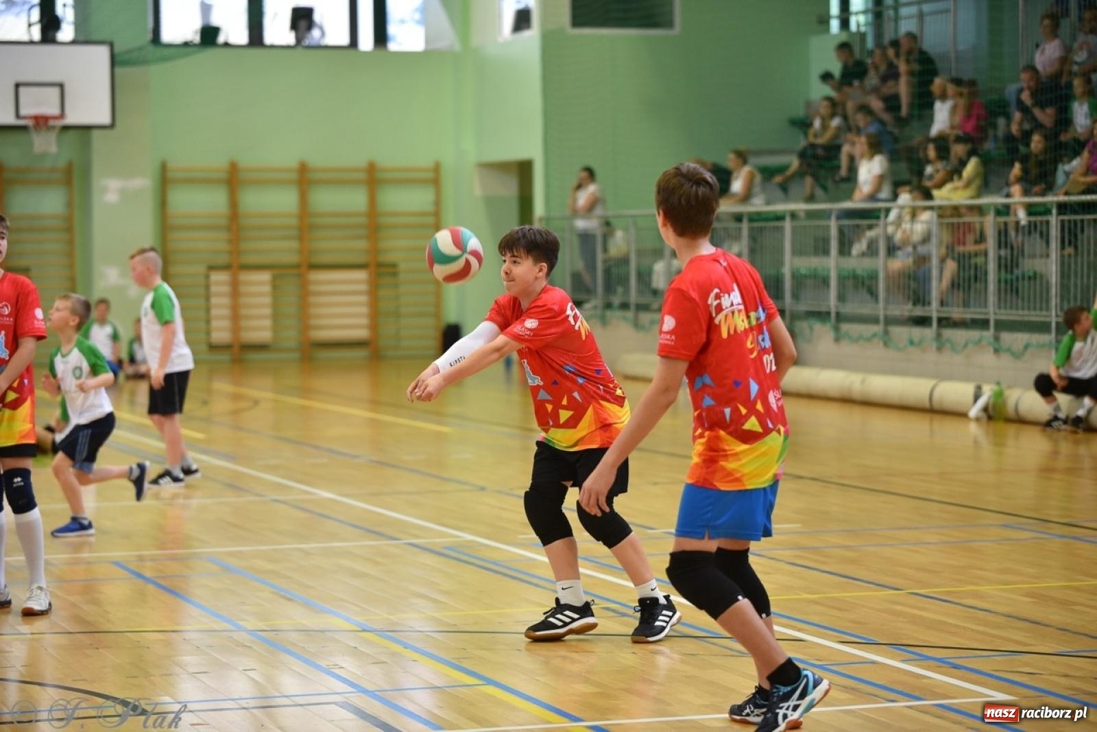 Zdjęcie w galerii na portalu naszraciborz.pl: 12. edycja turnieju Gramy dla Mamy odbyła się w Raciborzu wiadomości z regionu