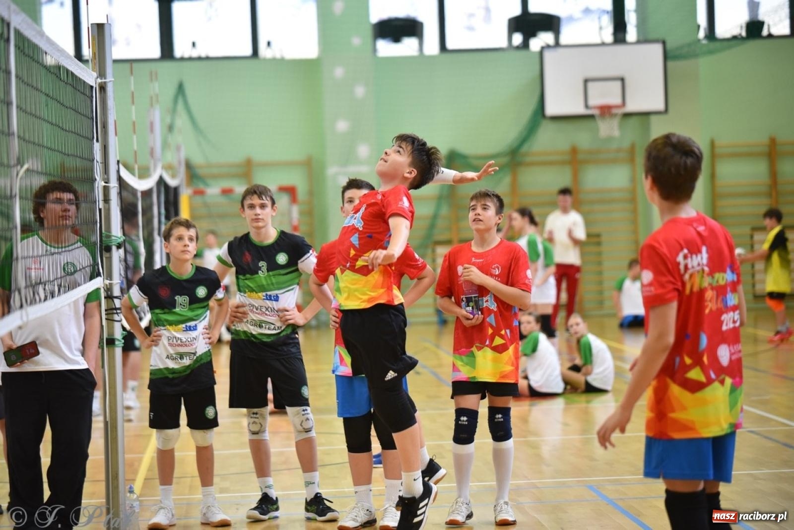 Zdjęcie w galerii na portalu naszraciborz.pl: 12. edycja turnieju Gramy dla Mamy odbyła się w Raciborzu wiadomości z regionu