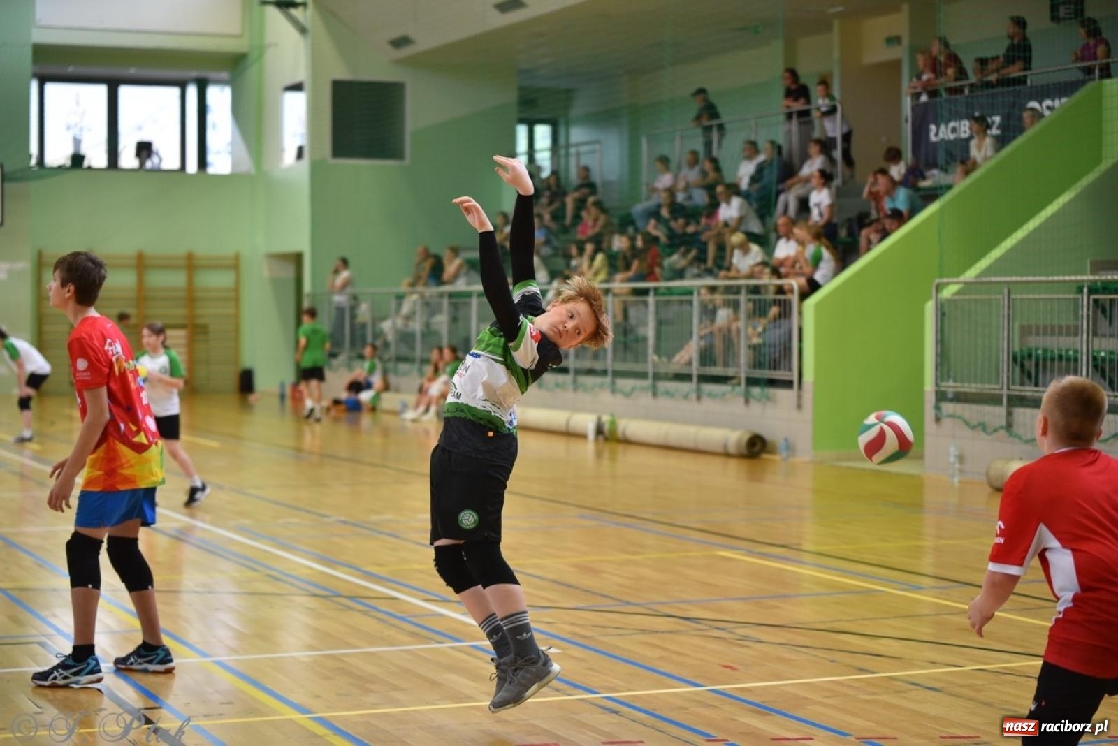 Zdjęcie w galerii na portalu naszraciborz.pl: 12. edycja turnieju Gramy dla Mamy odbyła się w Raciborzu wiadomości z regionu