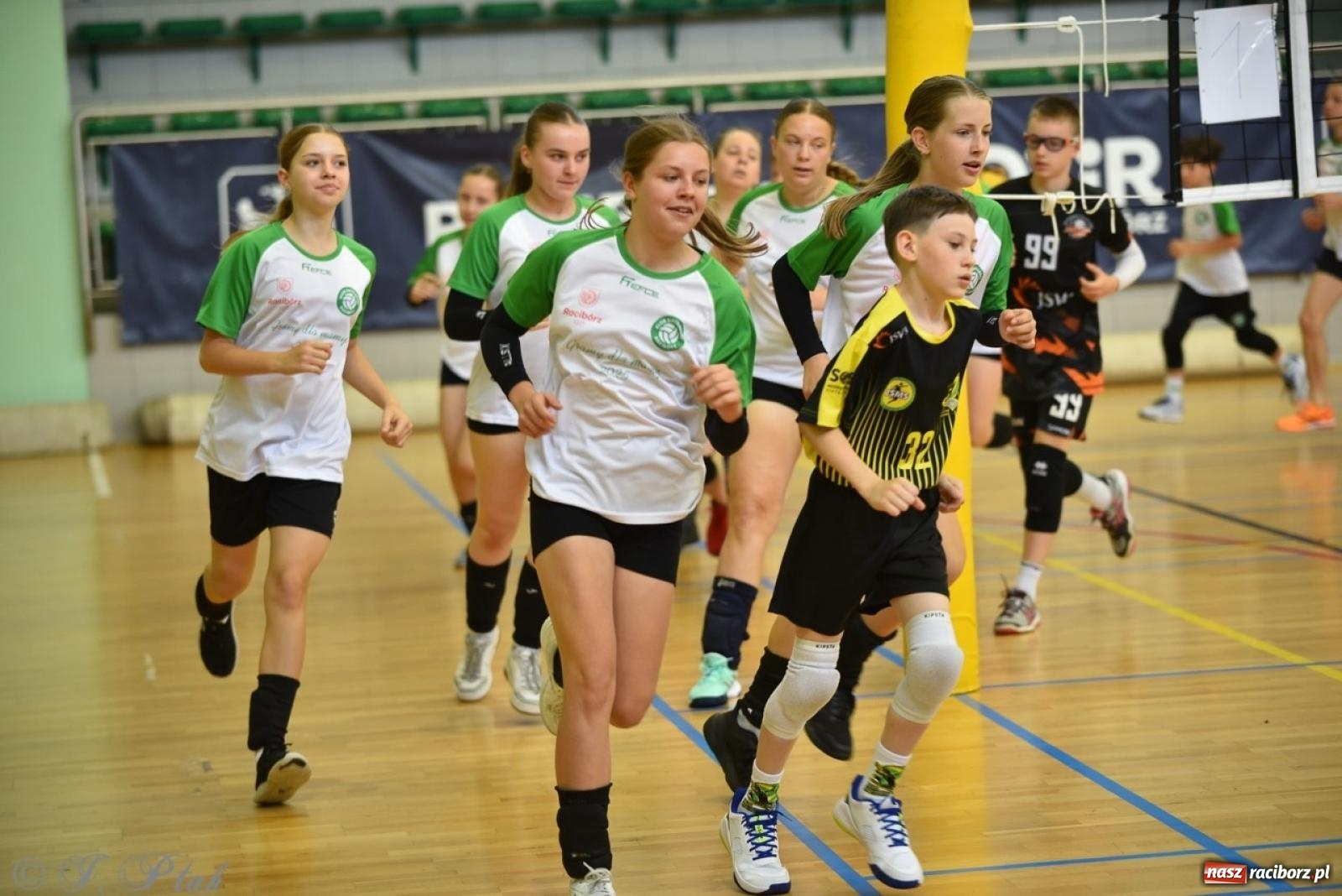 Zdjęcie w galerii na portalu naszraciborz.pl: 12. edycja turnieju Gramy dla Mamy odbyła się w Raciborzu wiadomości z regionu