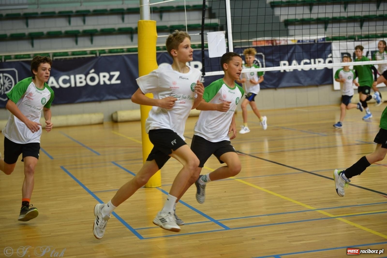 Zdjęcie w galerii na portalu naszraciborz.pl: 12. edycja turnieju Gramy dla Mamy odbyła się w Raciborzu wiadomości z regionu