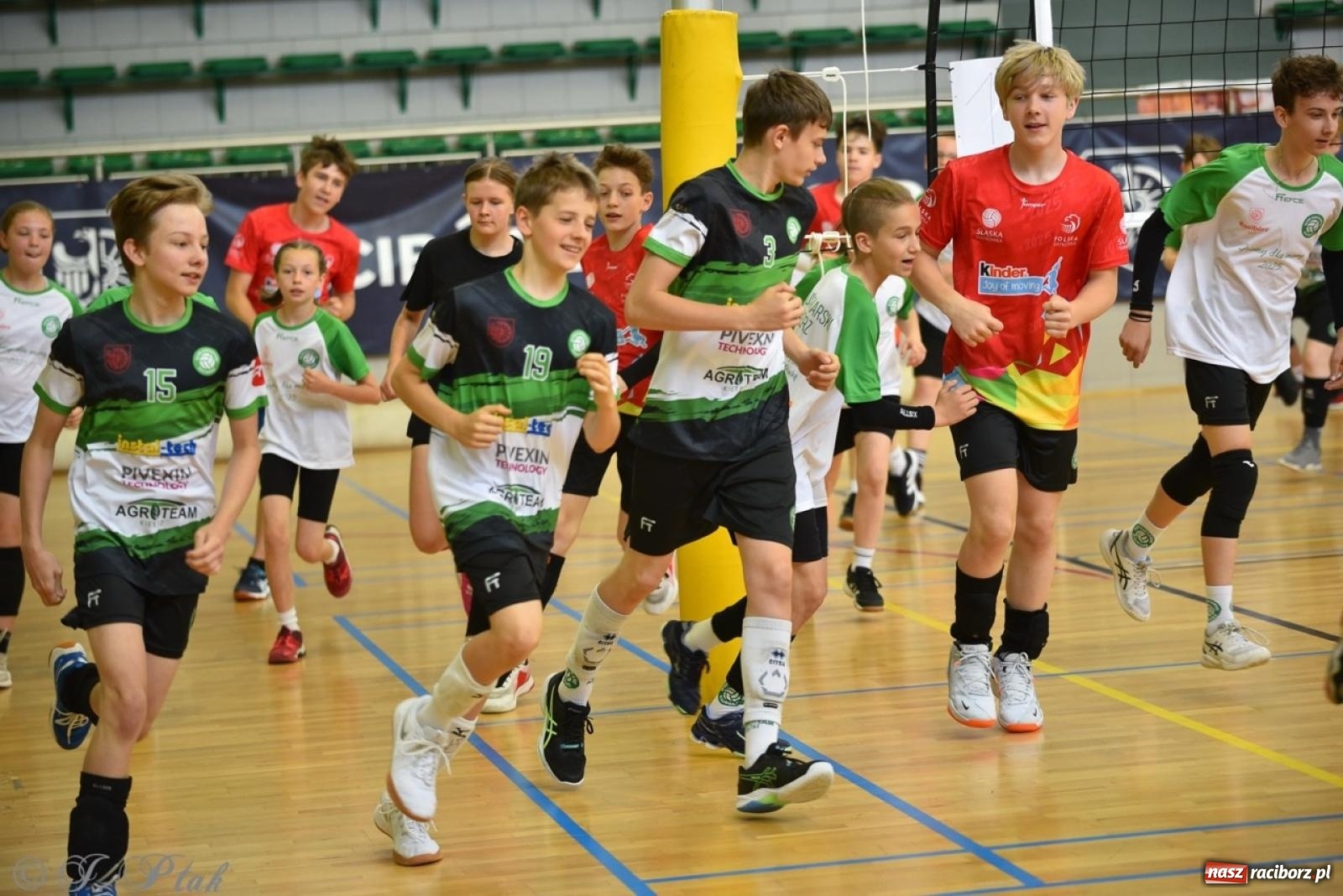 Zdjęcie w galerii na portalu naszraciborz.pl: 12. edycja turnieju Gramy dla Mamy odbyła się w Raciborzu wiadomości z regionu