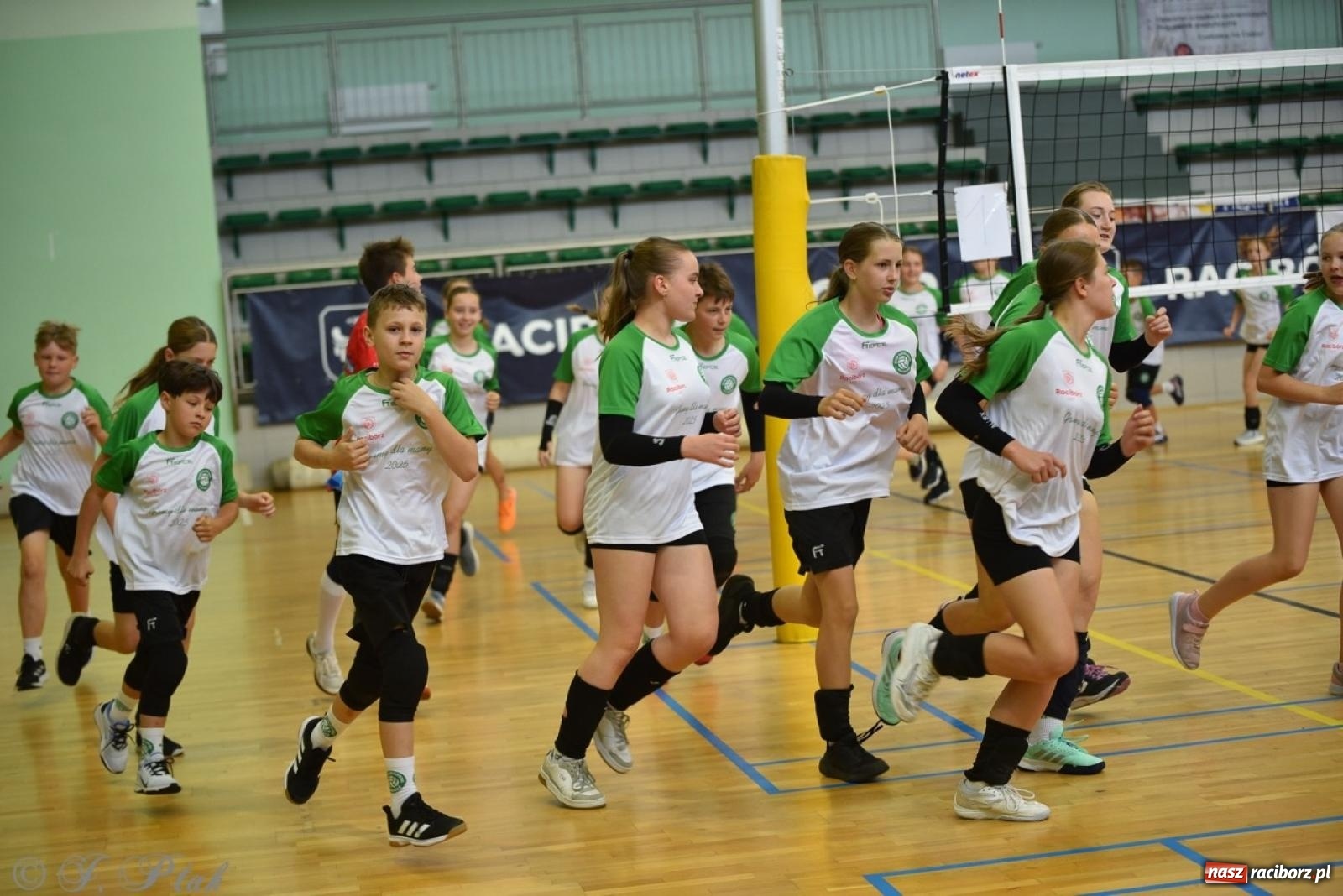 Zdjęcie w galerii na portalu naszraciborz.pl: 12. edycja turnieju Gramy dla Mamy odbyła się w Raciborzu wiadomości z regionu